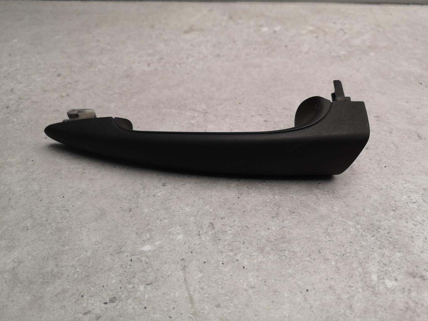 Poignee porte arriere gauche BMW SERIE 3 E46 PHASE 2 Diesel - 1