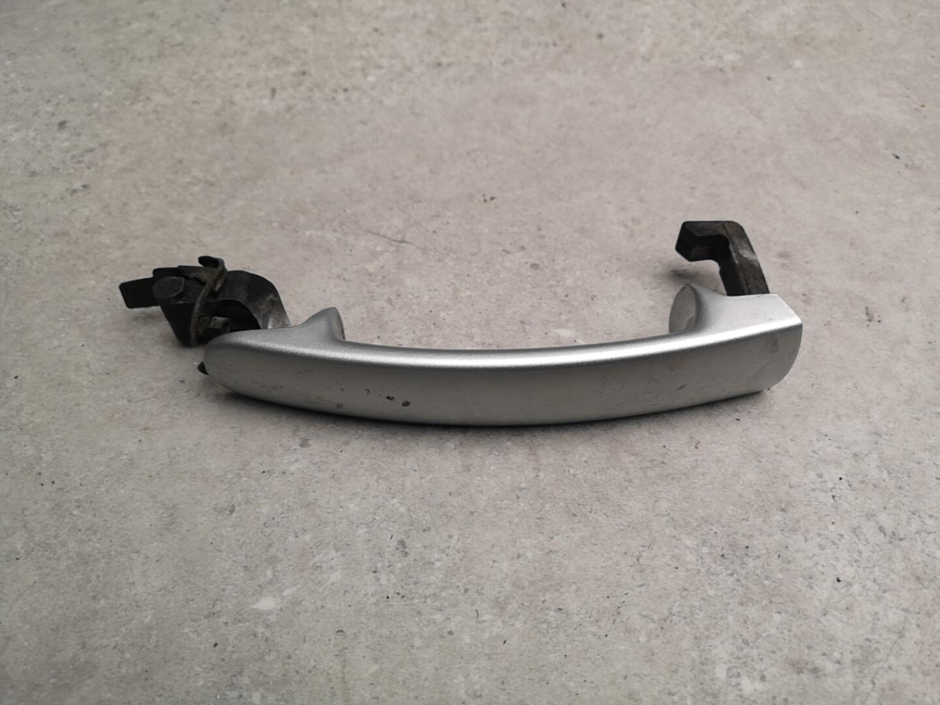 Maniglia portiera posteriore sinistra SKODA FABIA 2 PHASE 2 Diésel - 1