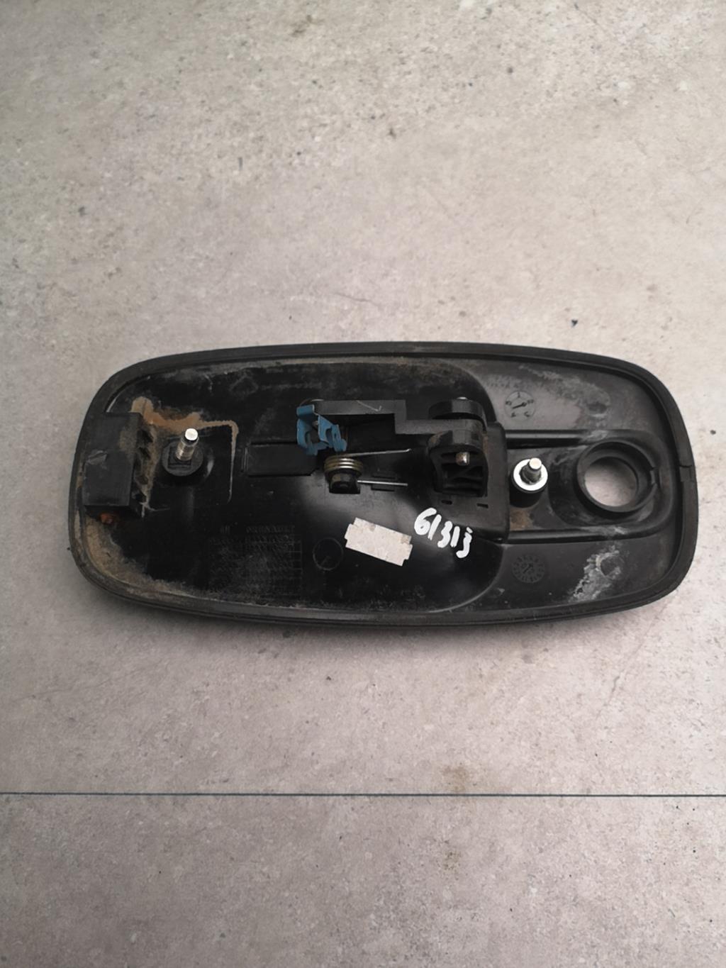 Poignee porte avant droit RENAULT TRAFIC 2 PHASE 1 Diesel - 1