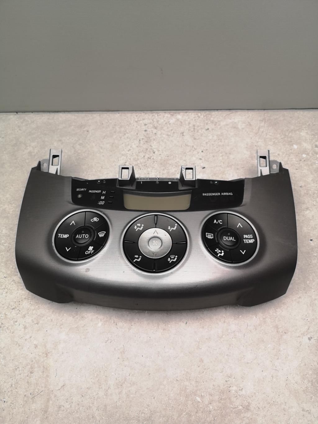 Commande chauffage TOYOTA RAV4 3 PHASE 1 Diesel - 1