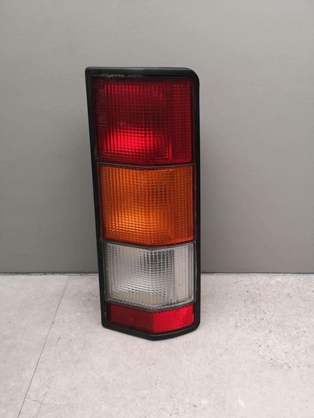 Fanale posteriore principale destro (luci) RENAULT EXPRESS PHASE 1 Gasolina - 1