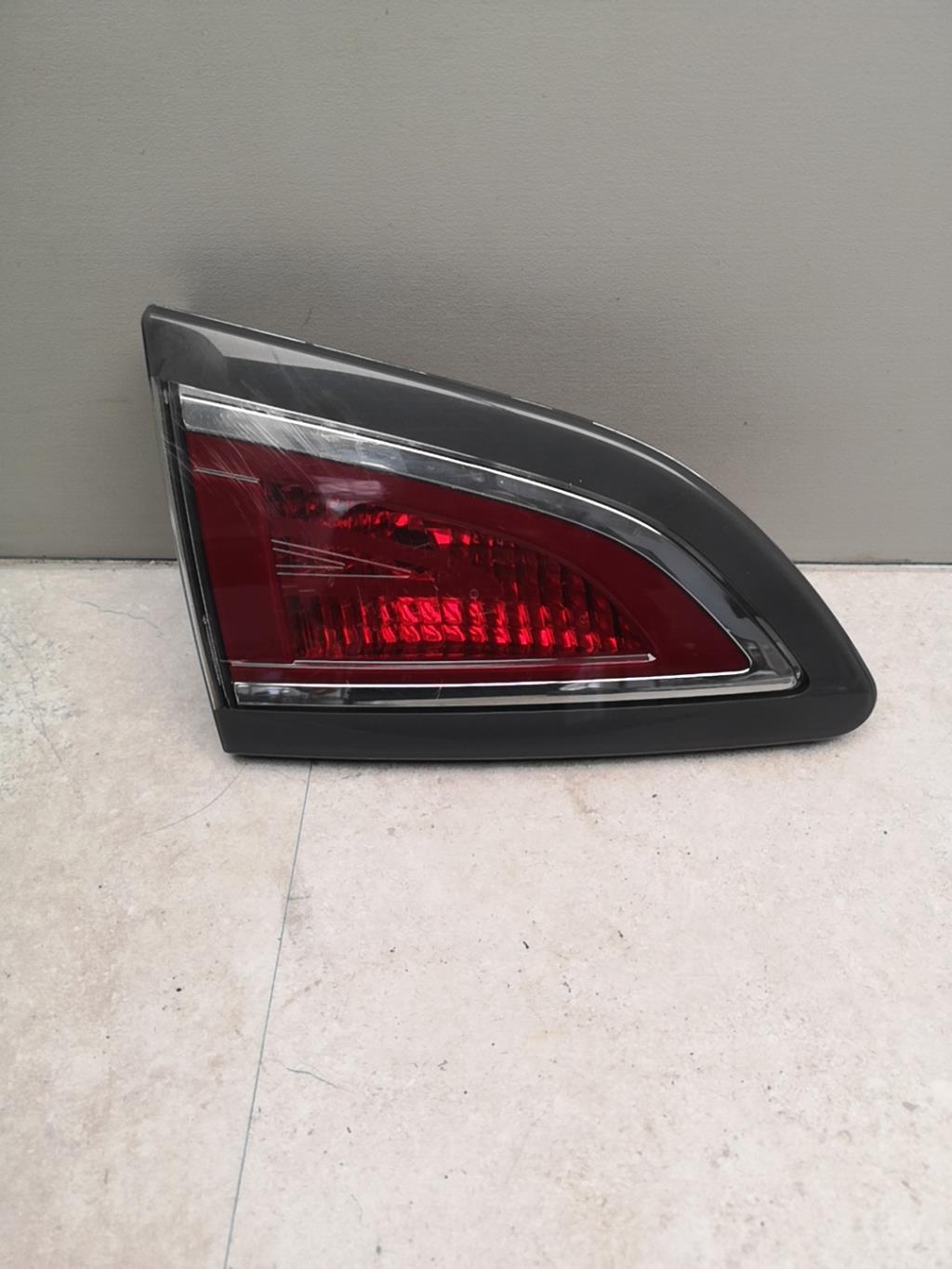 Feu arriere secondaire gauche (feux) RENAULT SCENIC 3 PHASE 2  - 1