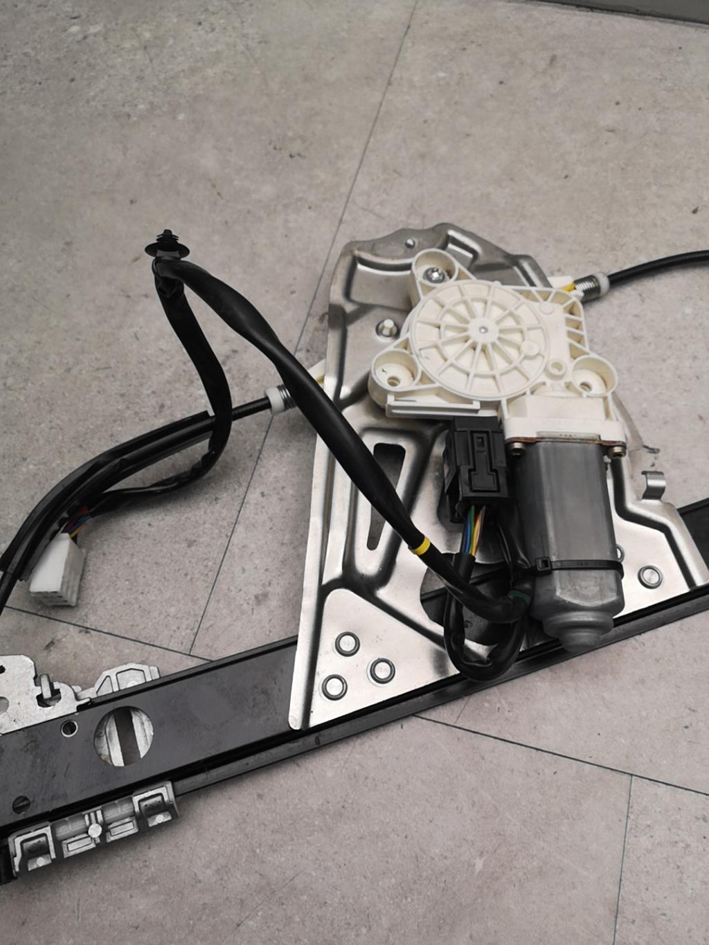Alzacristalli elettrico posteriore destro MERCEDES CLASSE S 220 Diésel - 1
