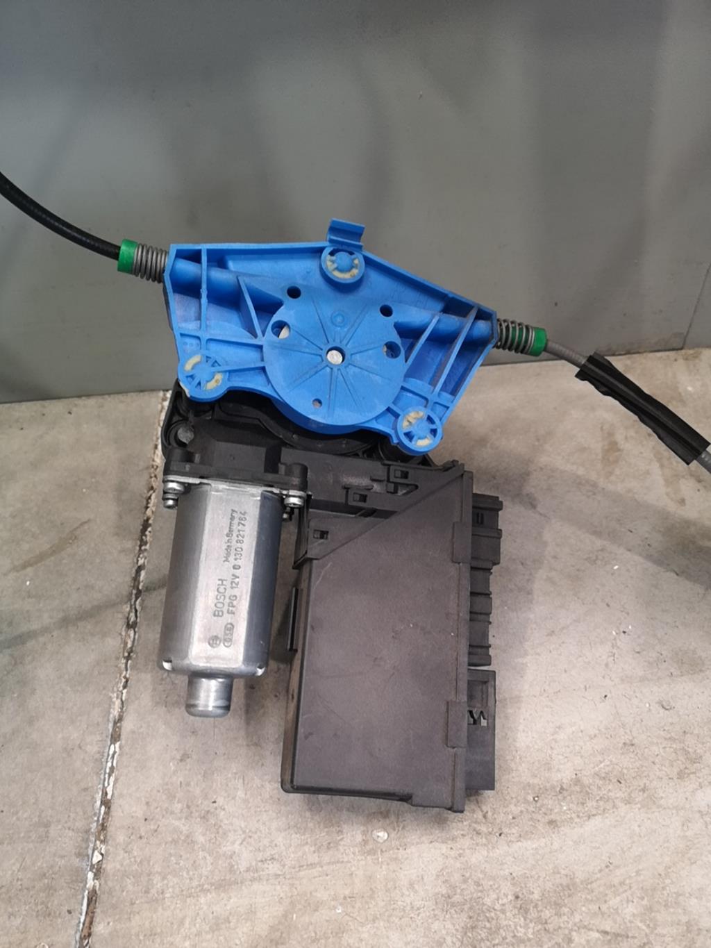Alzacristalli elettrico anteriore destro SEAT EXEO Diésel - 1
