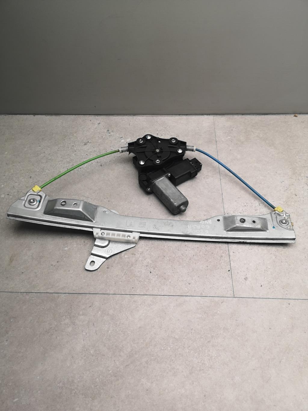 Alzacristalli elettrico anteriore sinistro OPEL CORSA D PHASE 1 Gasolina - 1