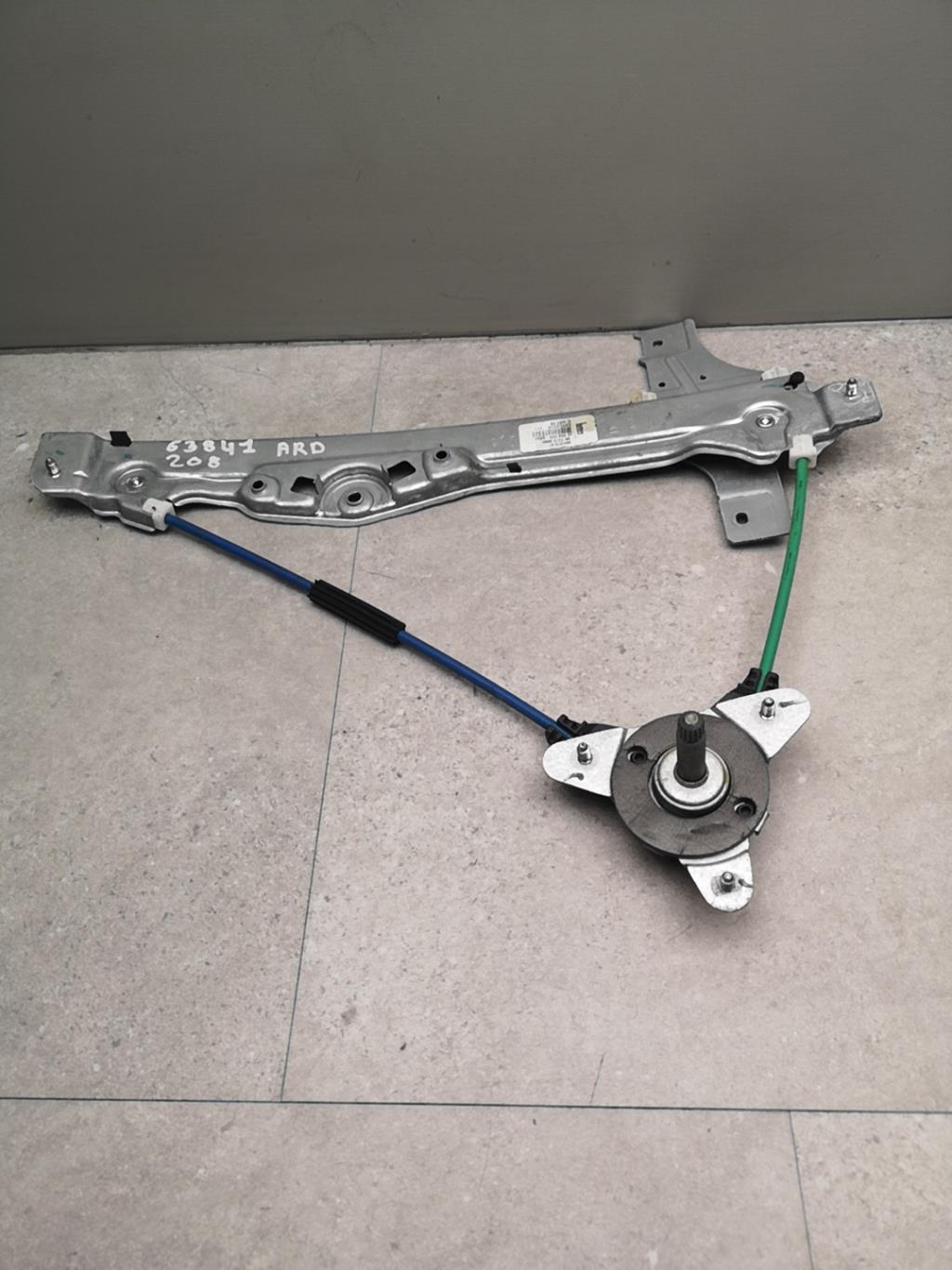 Alzacristalli manuale posteriore destro PEUGEOT 208 1 PHASE 2 Diésel - 1