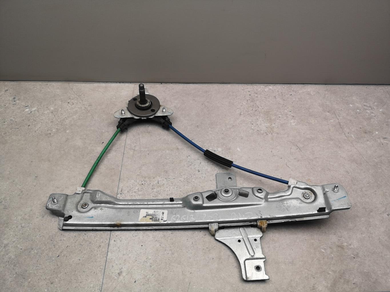 Alzacristalli manuale posteriore destro PEUGEOT 208 PHASE 2 Diésel - 1