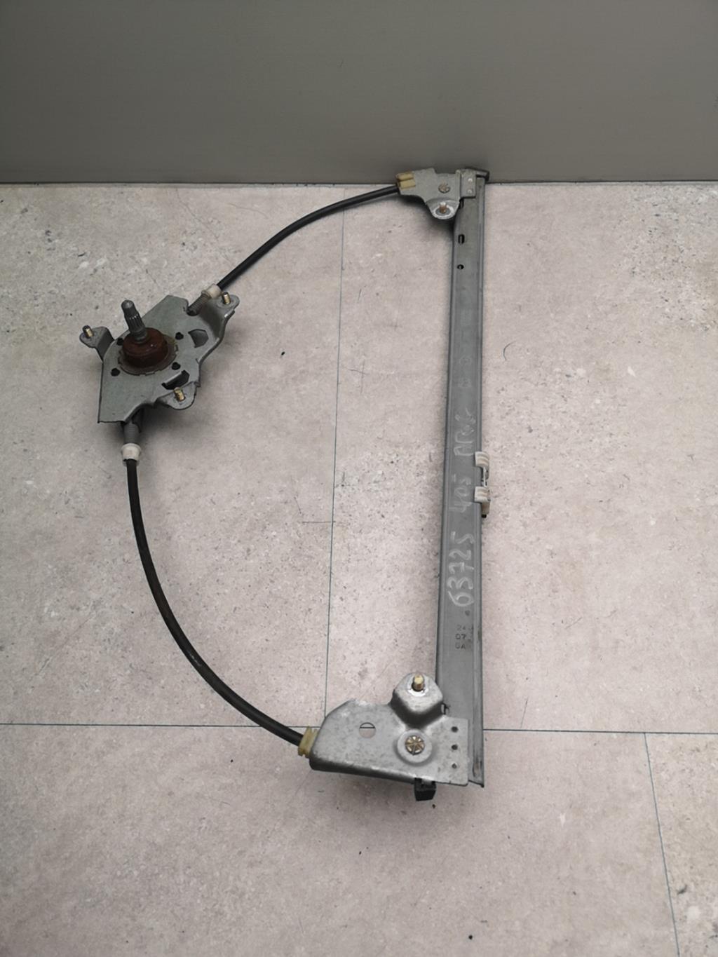 Alzacristalli manuale posteriore sinistro PEUGEOT 405 PHASE 2 BREAK Gasolina - 1
