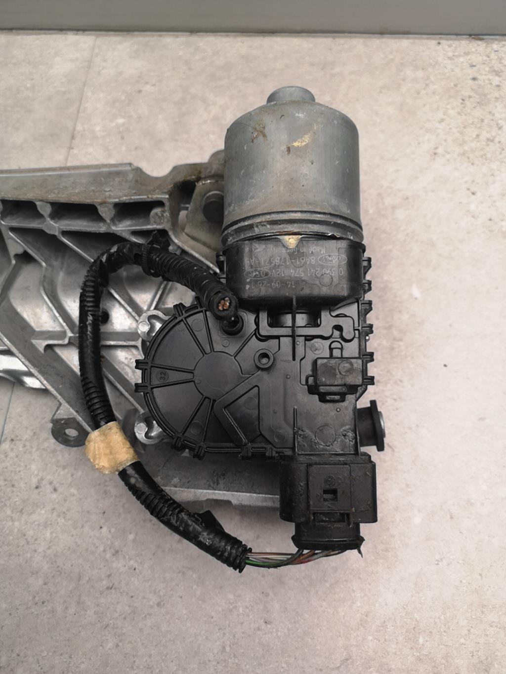 Motore tergicristallo anteriore FORD FIESTA 6 PHASE 2 Gasolina - 1