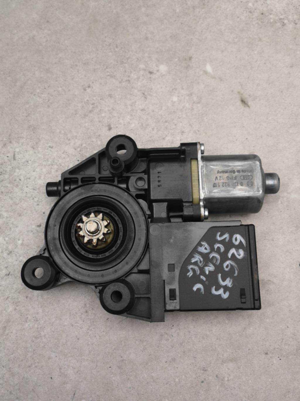 Motore alzacristalli posteriore sinistro RENAULT GRAND SCENIC 3 PHASE 1 Diésel - 1