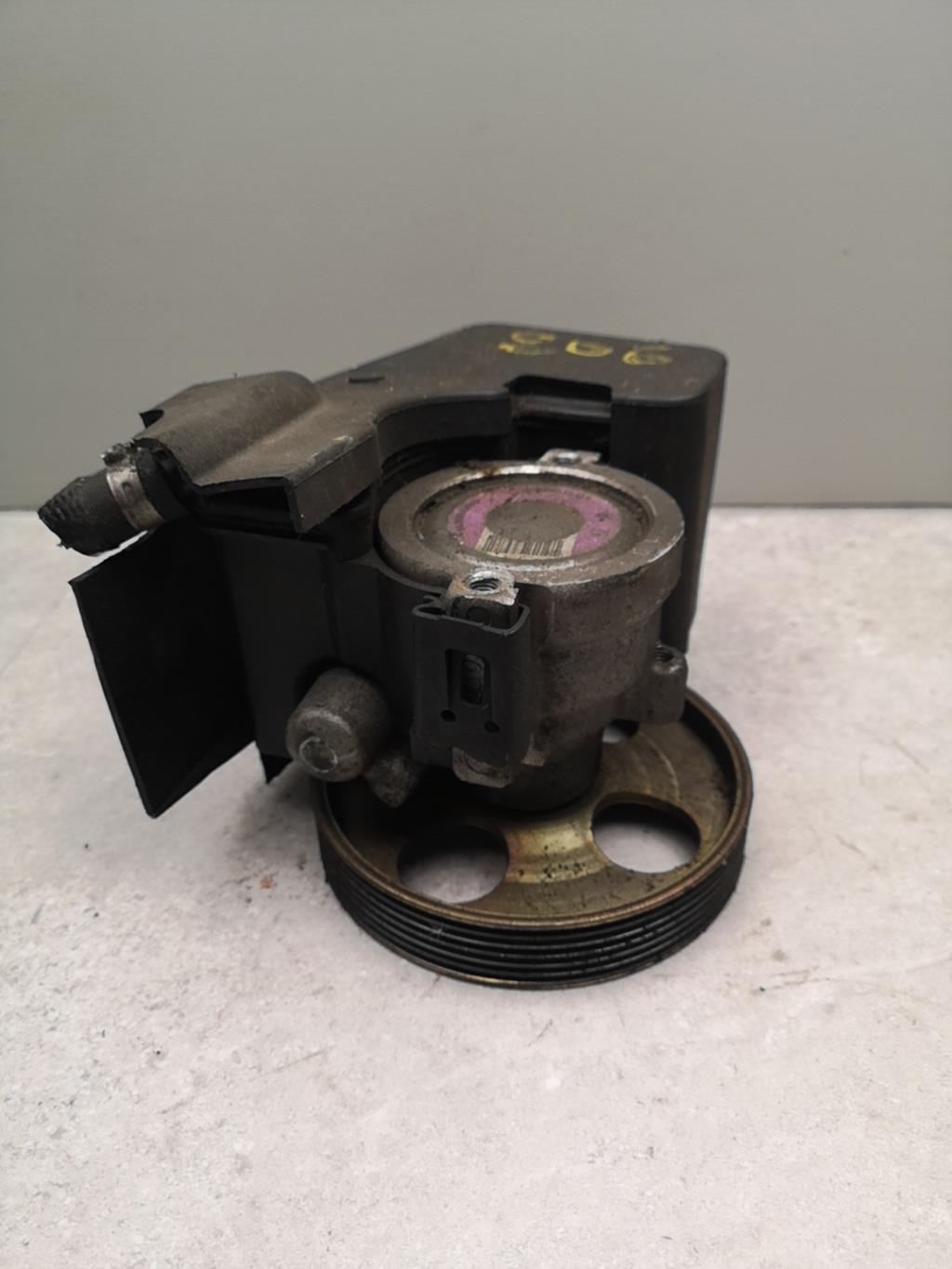 Pompe de direction PEUGEOT 206 PHASE 1 Essence - 1