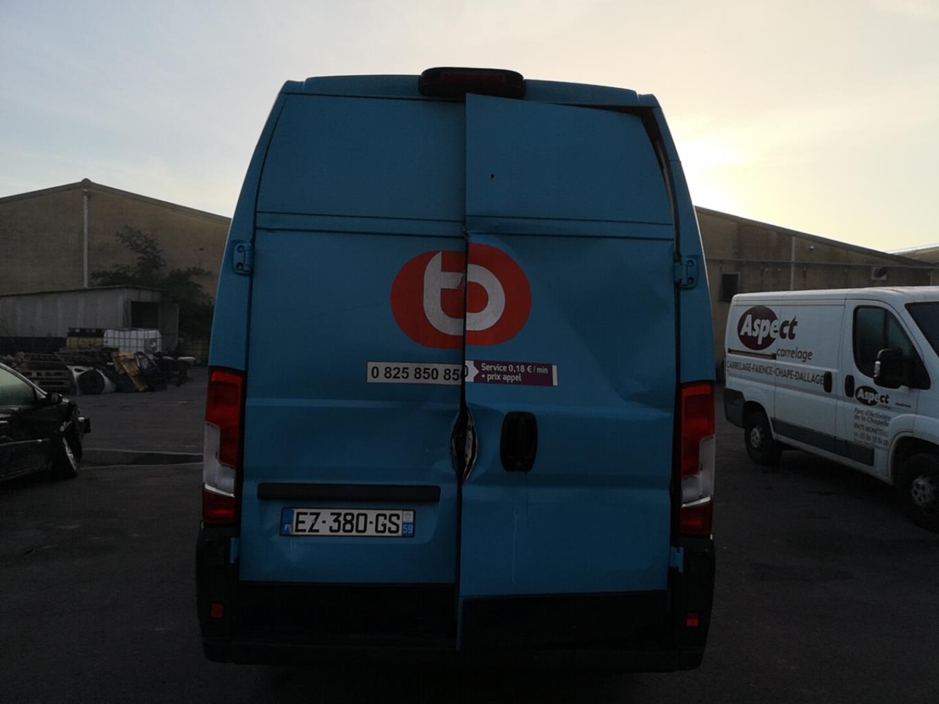 Maniglia porta bagagliaio destra PEUGEOT BOXER 3 PHASE 2  - 1