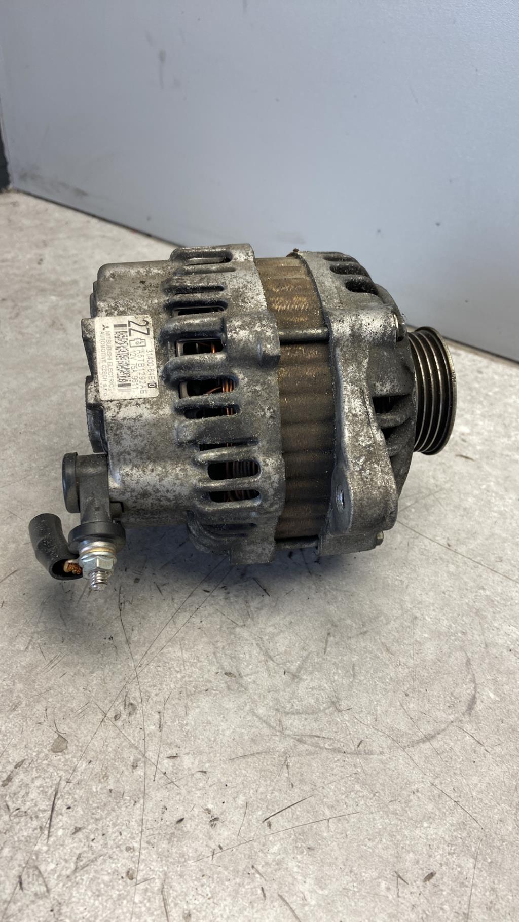 Alternatore SUZUKI SWIFT 3 Gasolina - 1