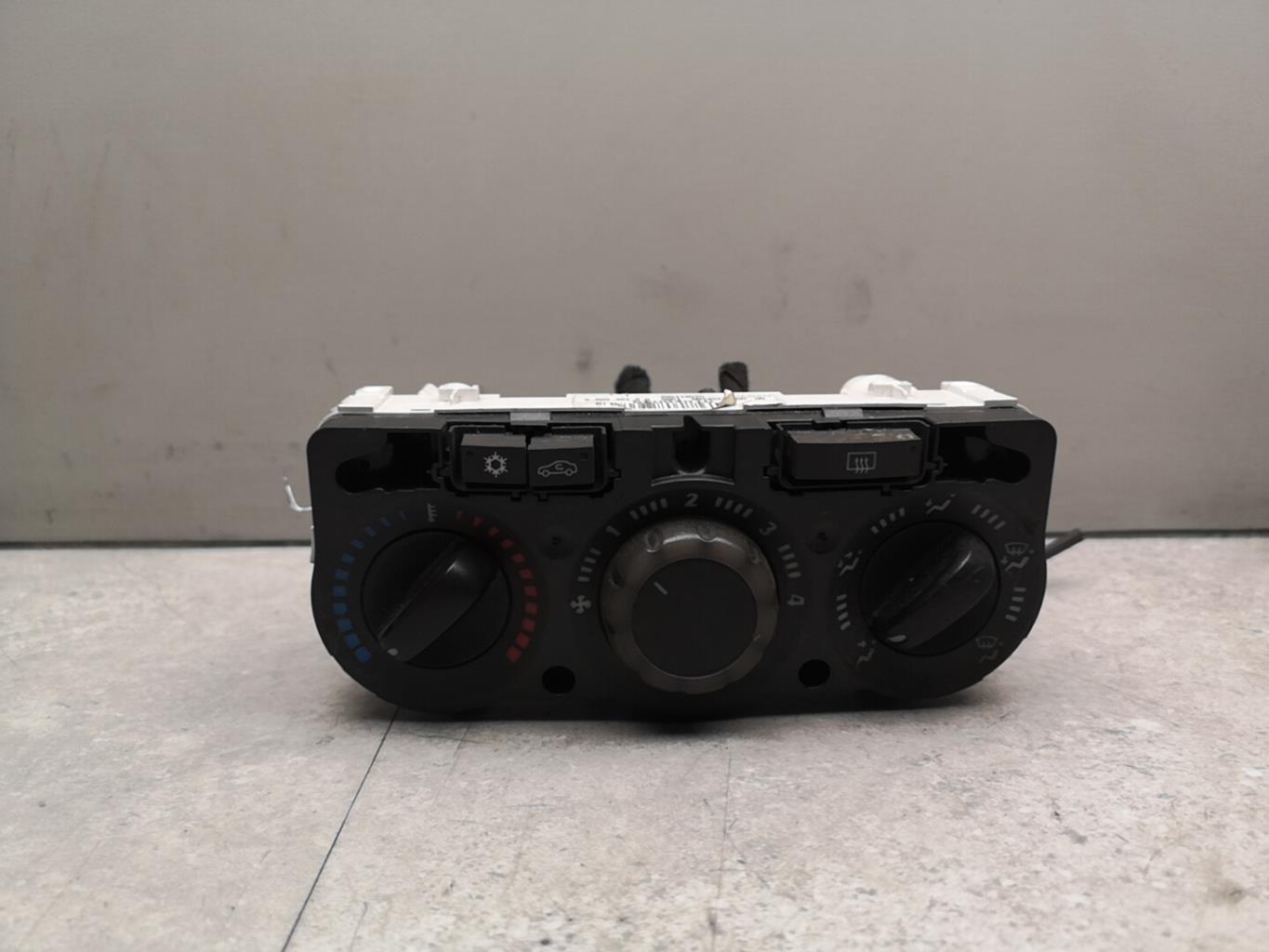 Commande chauffage OPEL CORSA D PHASE 1 Diesel - 1