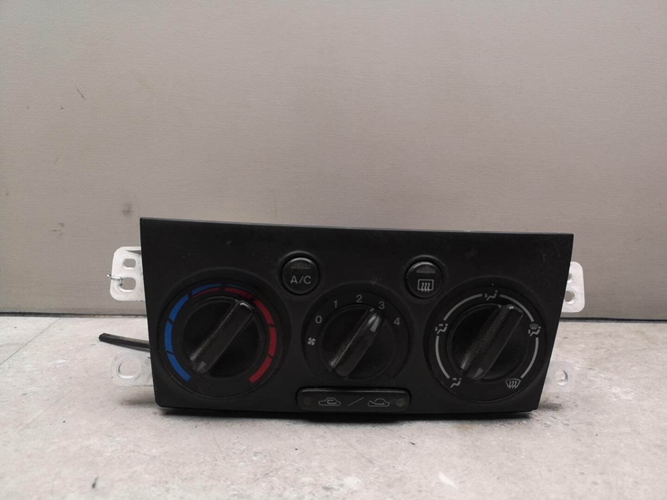 Commande chauffage MAZDA PREMACY Diesel - 1