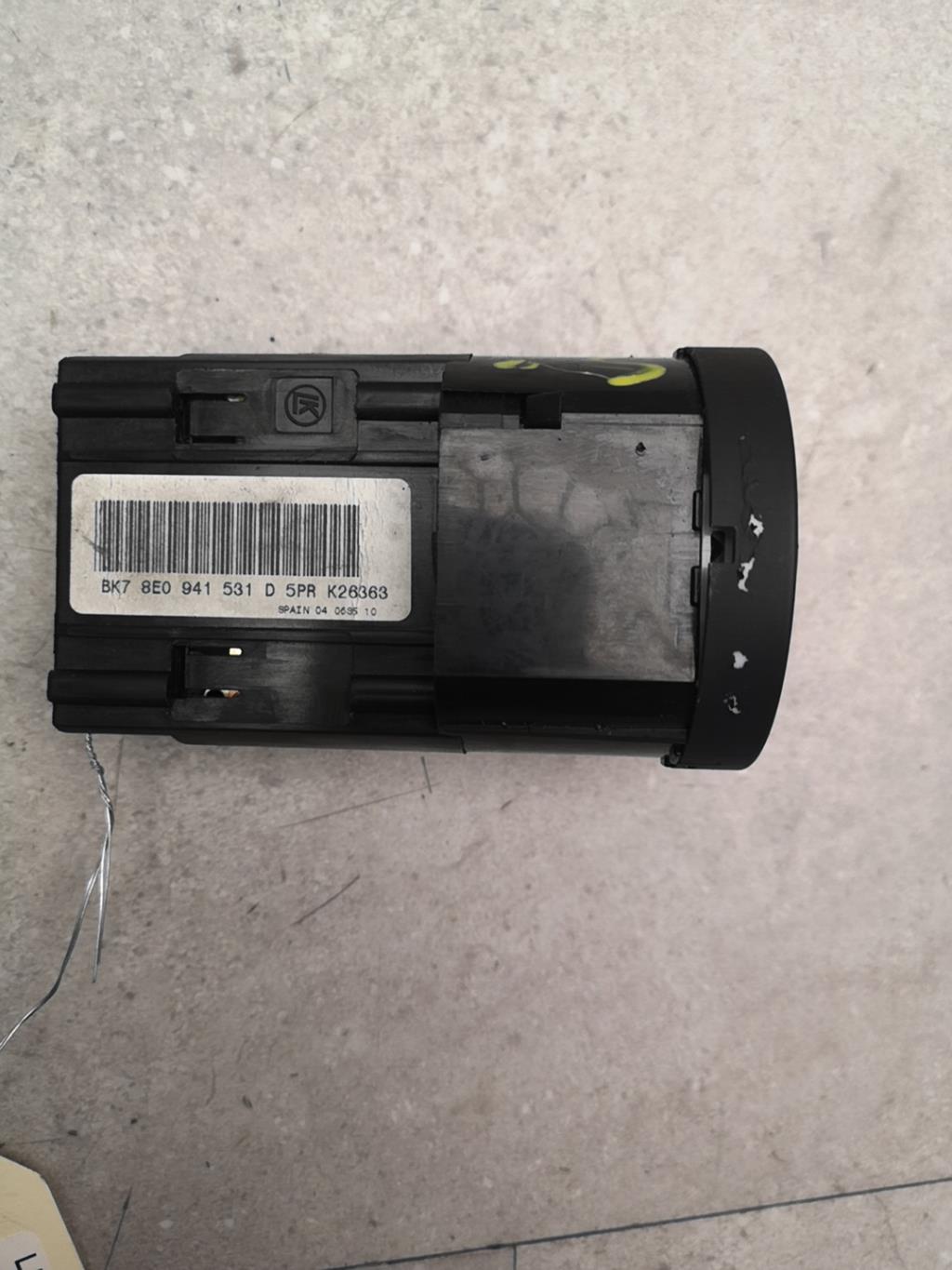 Commande de phare AUDI A4 2 PHASE 2 Diesel - 1