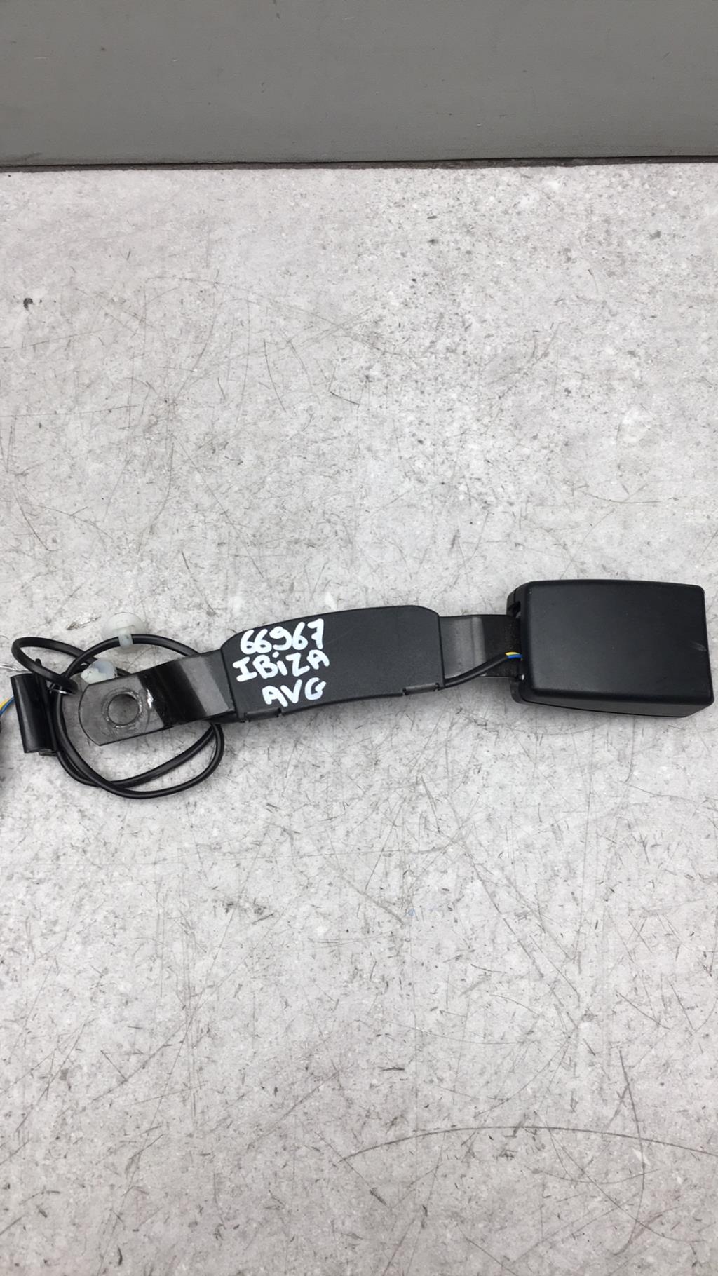 Aggancio cintura sicurezza anteriore sinistro SEAT IBIZA 4 PHASE 1 COUPE  - 1