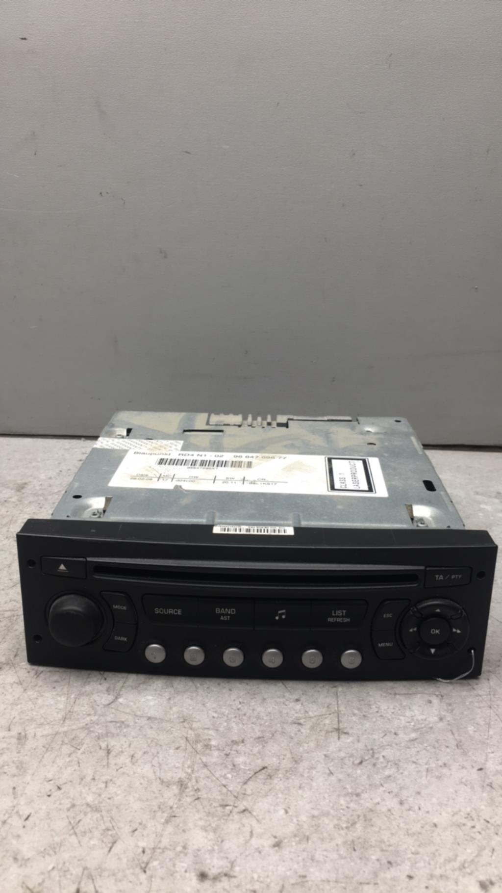 Autoradio originale CITROEN C4 1 PHASE 1 COUPE Diésel - 1