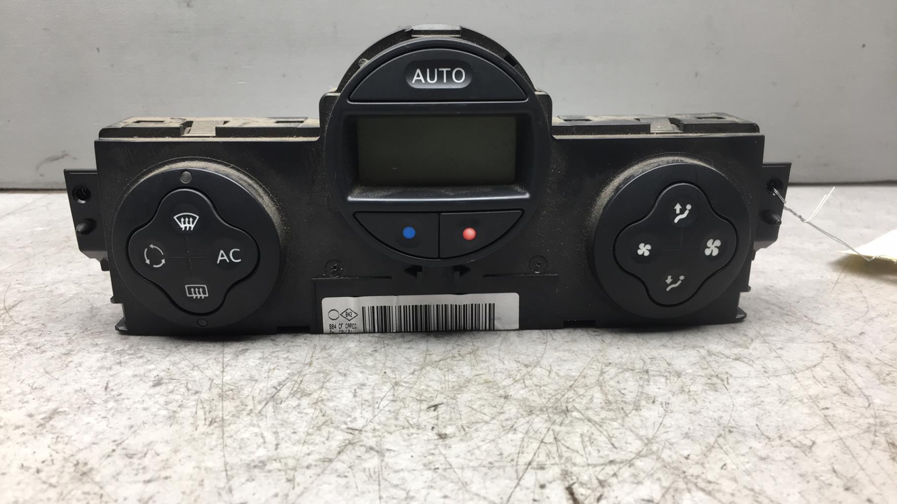 Commande chauffage RENAULT MEGANE 2 PHASE 1 BREAK  - 1