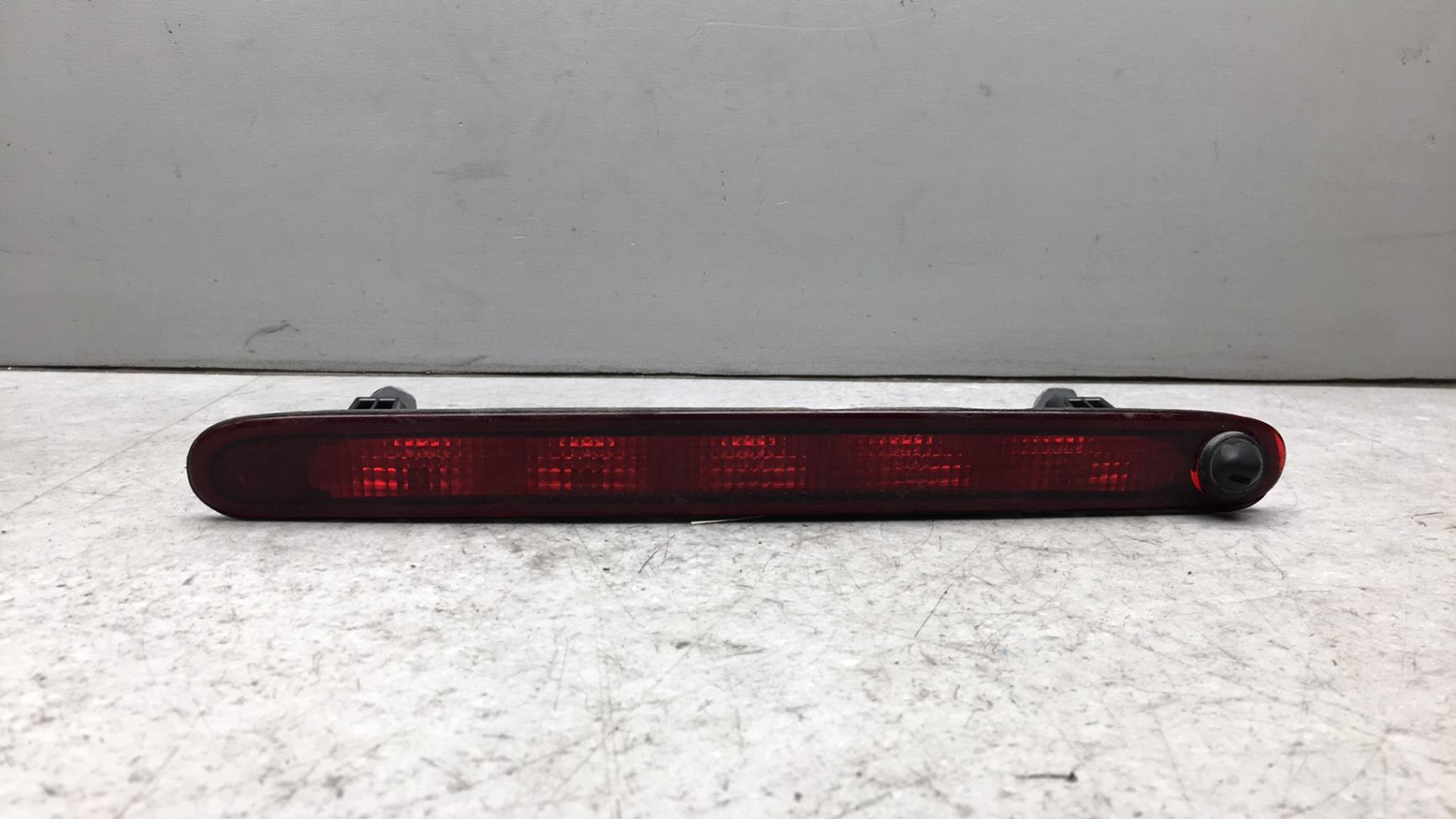Luce stop centrale SUZUKI SWIFT 3 Diésel - 1