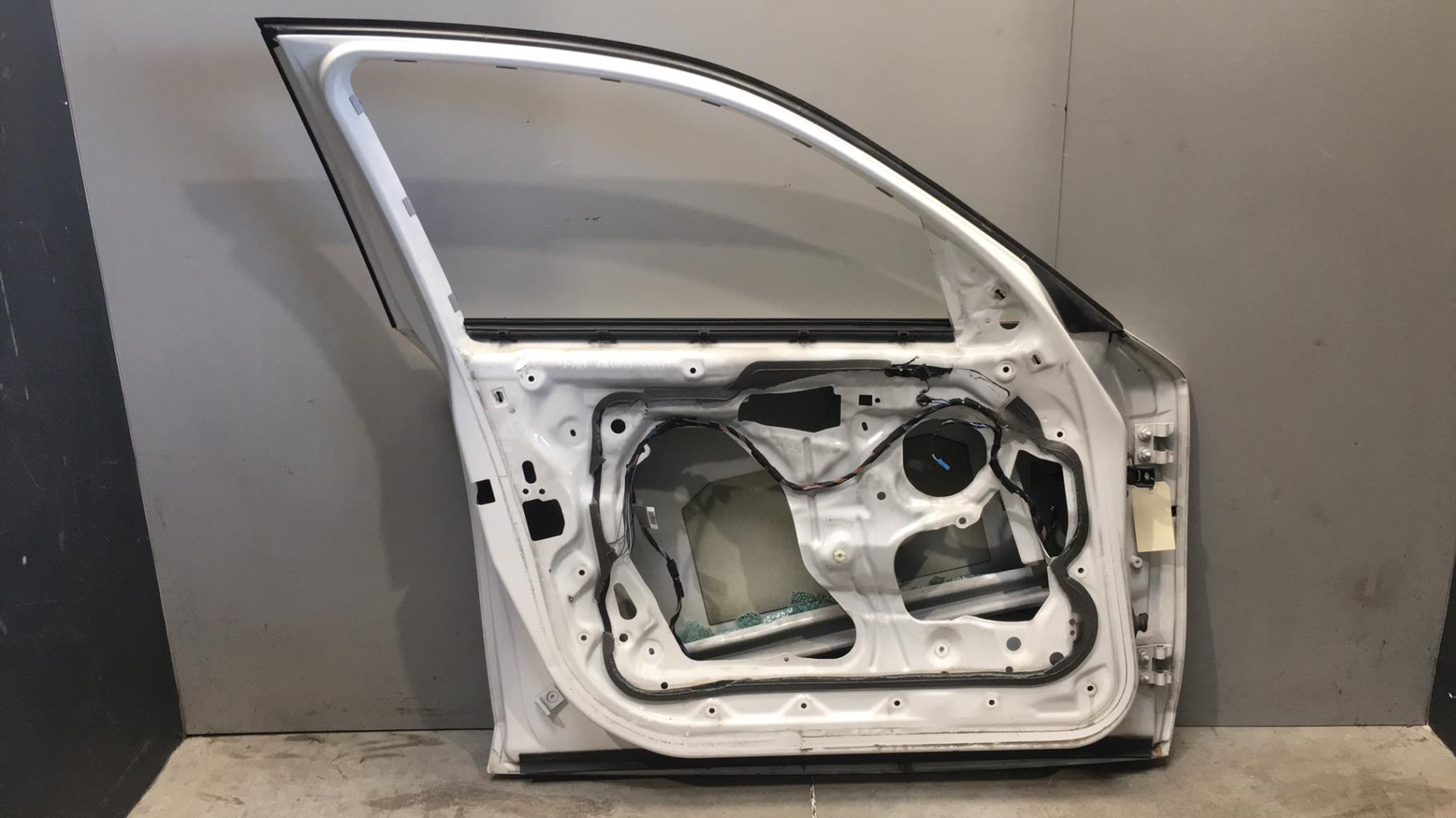 Porte avant gauche BMW SERIE 1 E87 PHASE 2 Diesel - 1