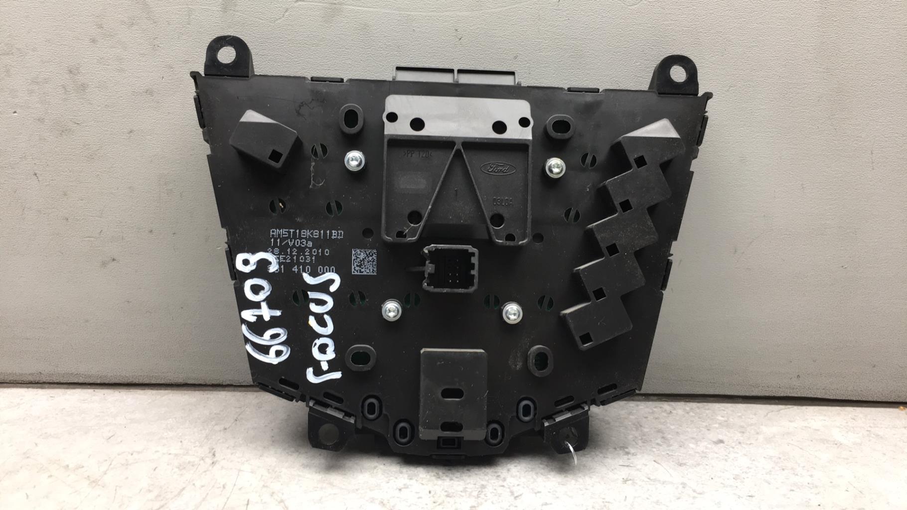 Commande autoradio FORD FOCUS 3 PHASE 1  - 1