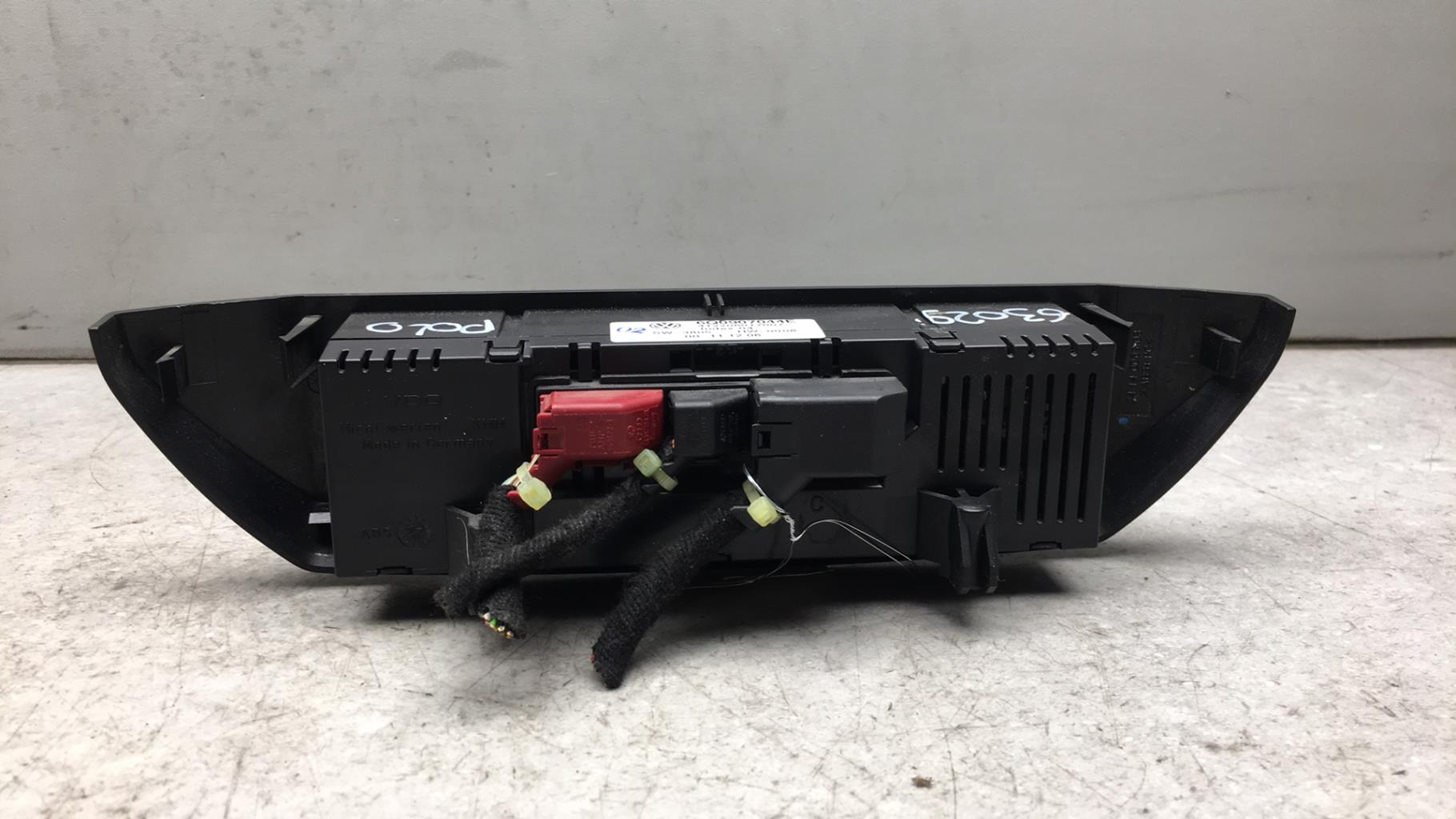 Commande chauffage VOLKSWAGEN POLO 4 PHASE 2 Diesel - 1