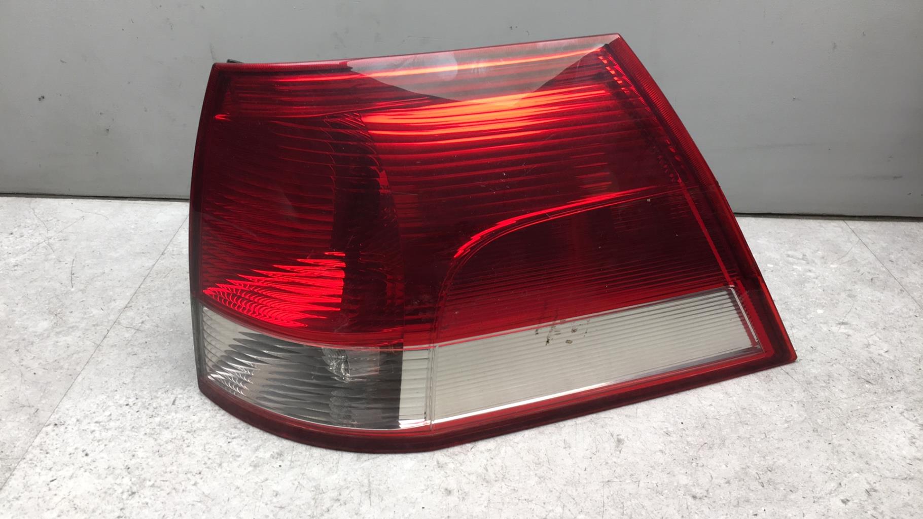 Fanale posteriore principale destro (luci) OPEL VECTRA C PHASE 1 BREAK Diésel - 1