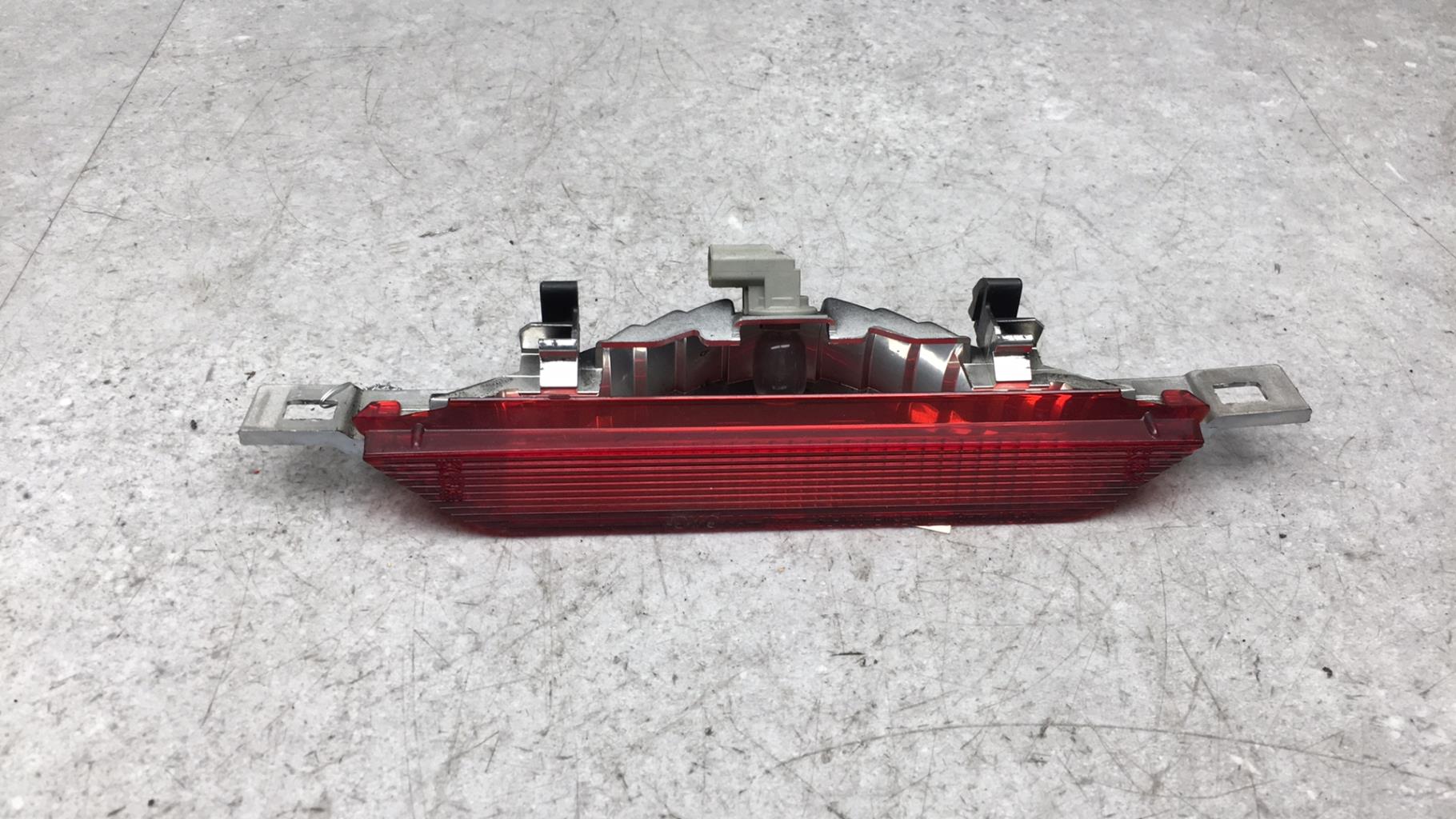 Luce stop centrale TOYOTA COROLLA 10 PHASE 1 Diésel - 1