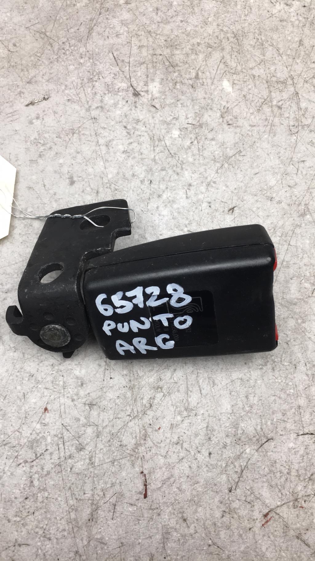 Aggancio cintura sicurezza posteriore sinistro FIAT PUNTO EVO 3  - 1