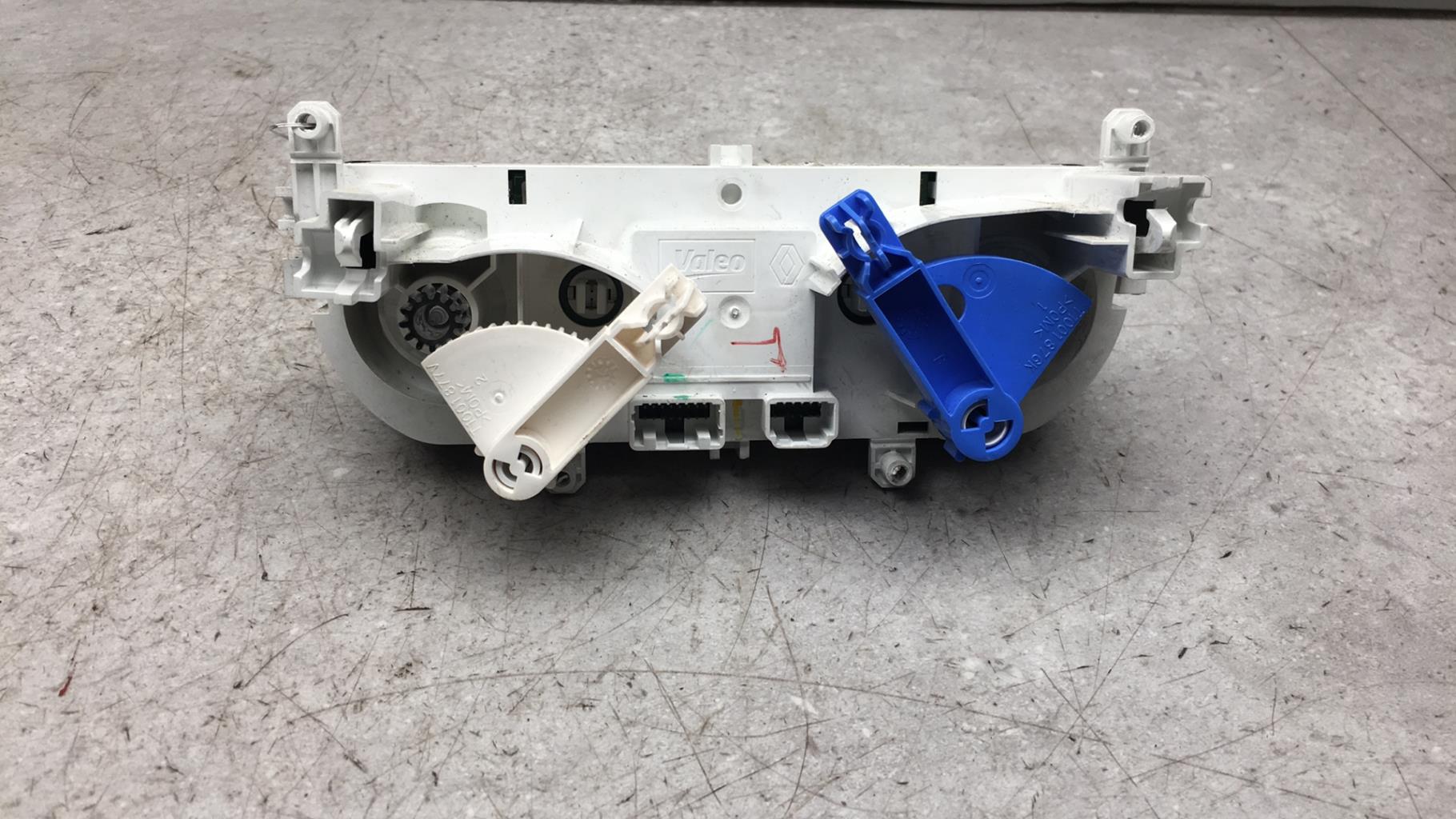 Commande chauffage RENAULT CLIO 4 PHASE 1 Diesel - 1