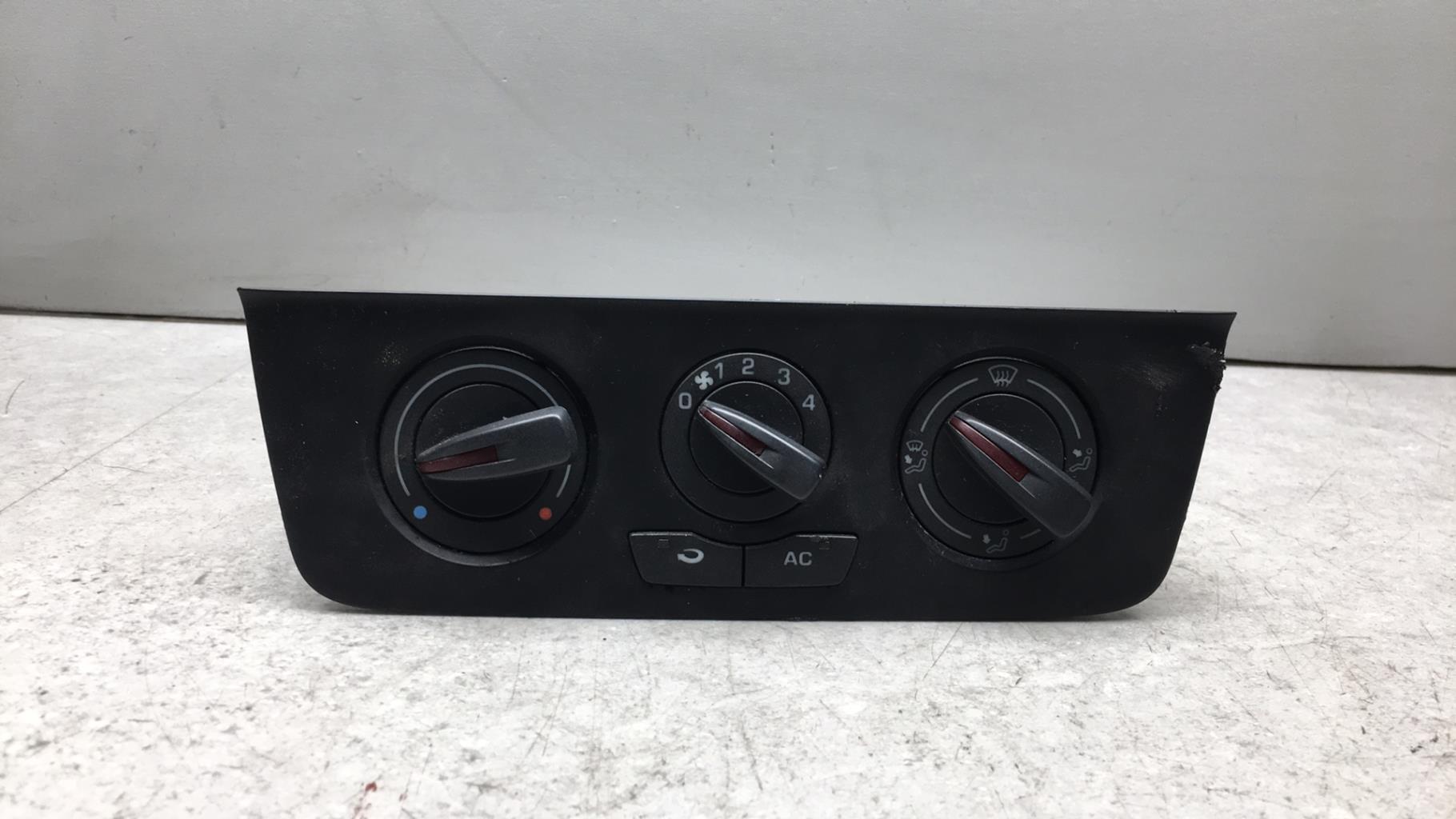 Commande chauffage SEAT IBIZA 4 PHASE 1 Diesel - 1