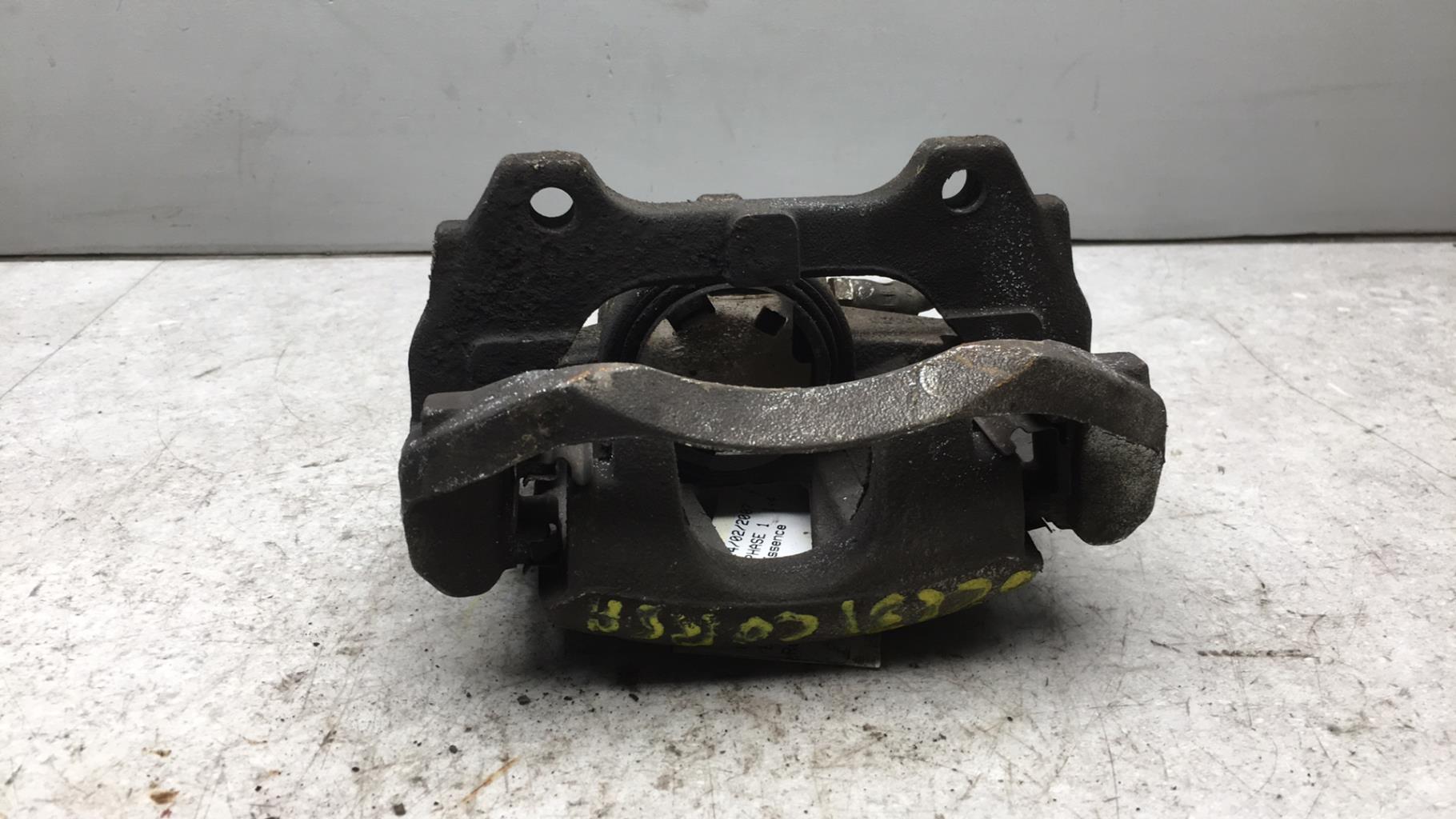 Etrier avant droit (freinage) OPEL CORSA D PHASE 1 Essence - 1