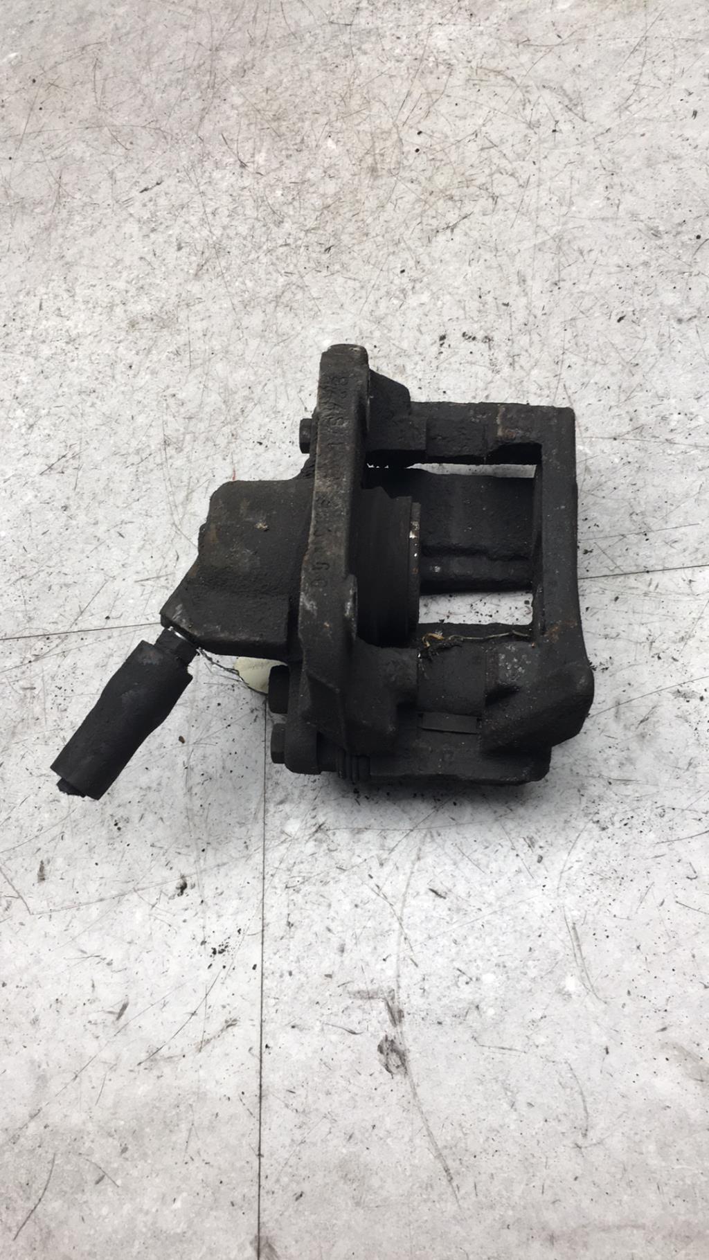 Etrier avant gauche (freinage) RENAULT CLIO 2 CAMPUS PHASE 1 Diesel - 1