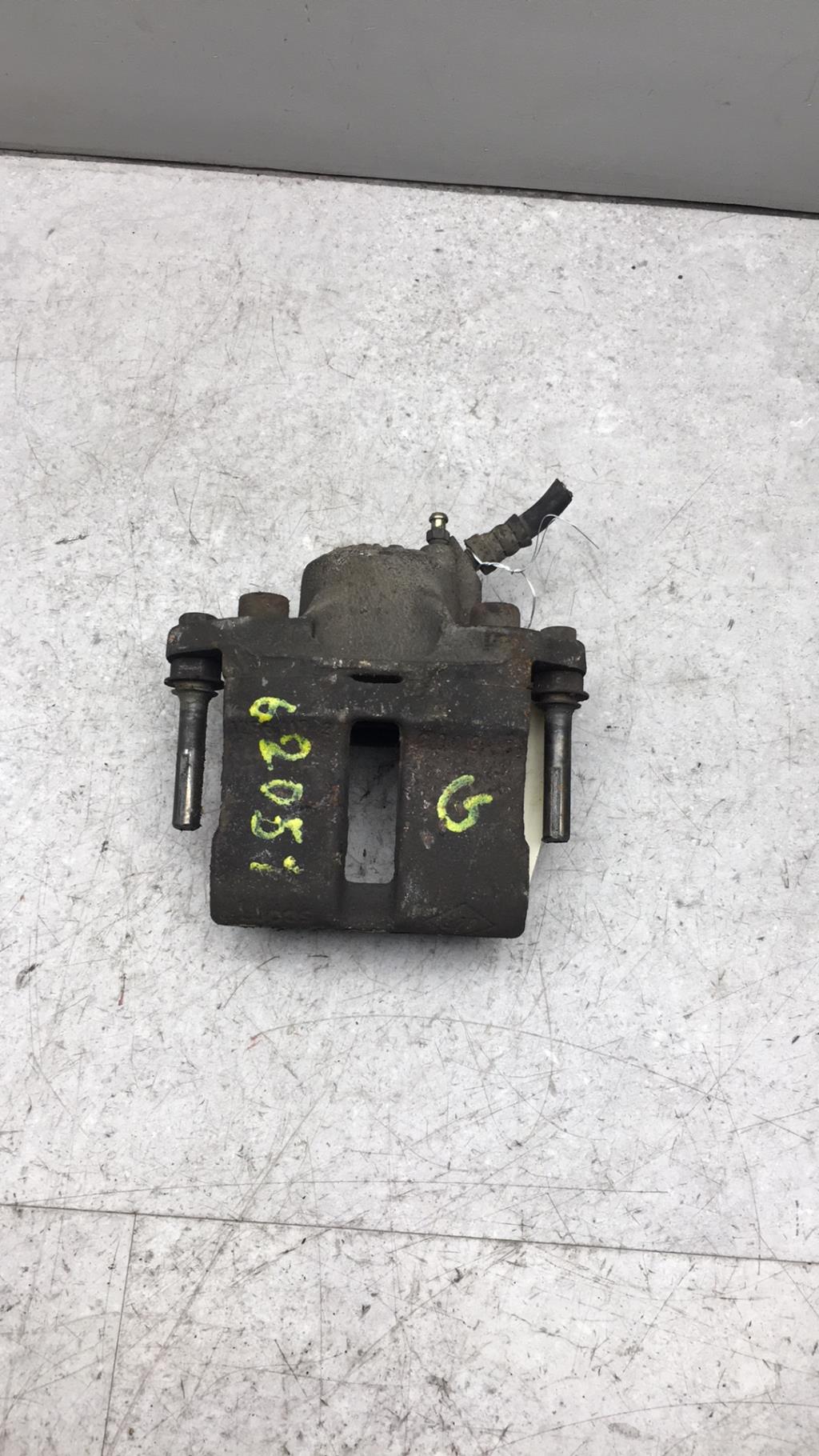 Etrier avant gauche (freinage) RENAULT TWINGO 1 PHASE 3 Essence - 1