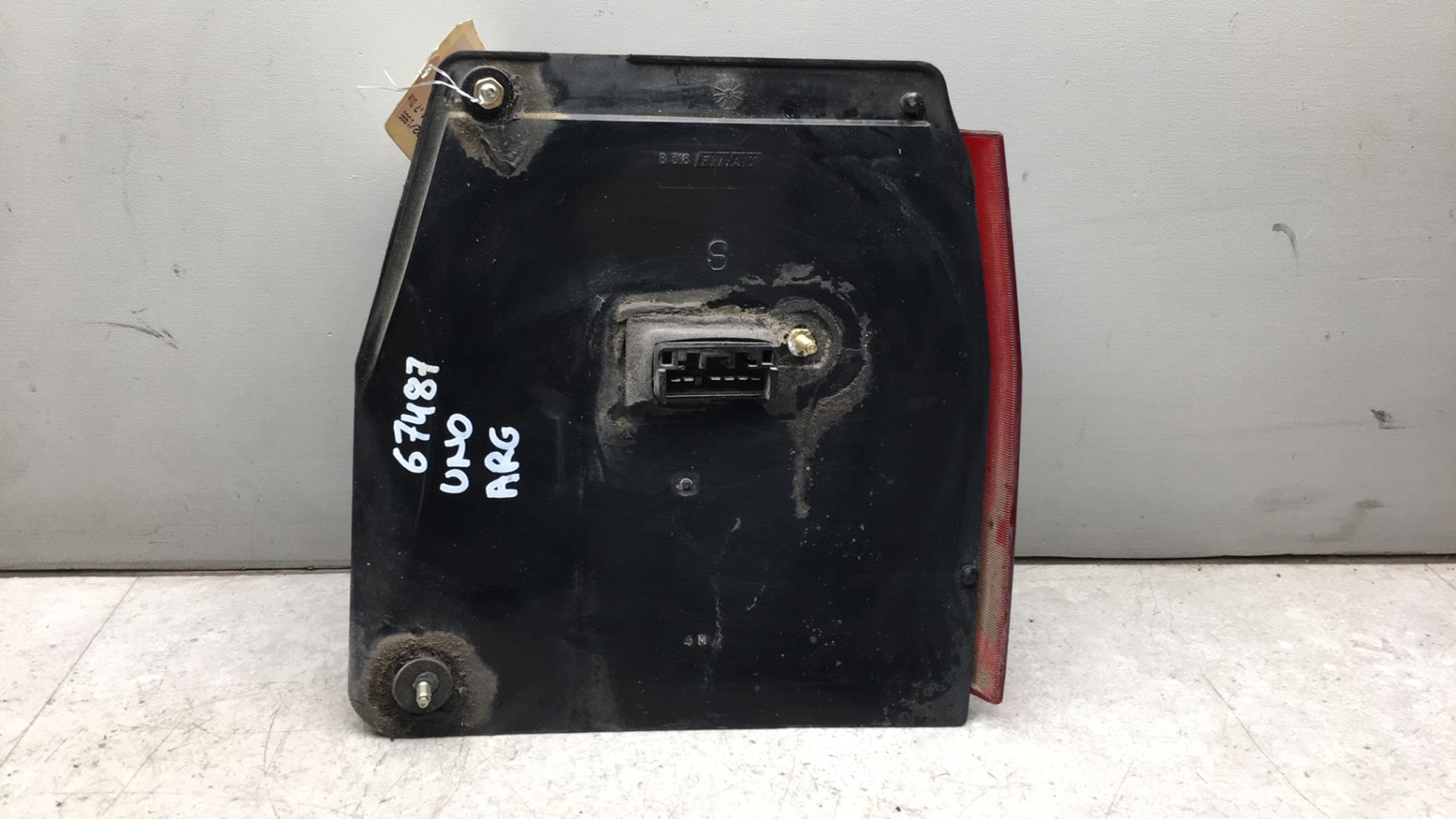 Fanale posteriore principale sinistro (luci) FIAT UNO PHASE 2 Diésel - 1