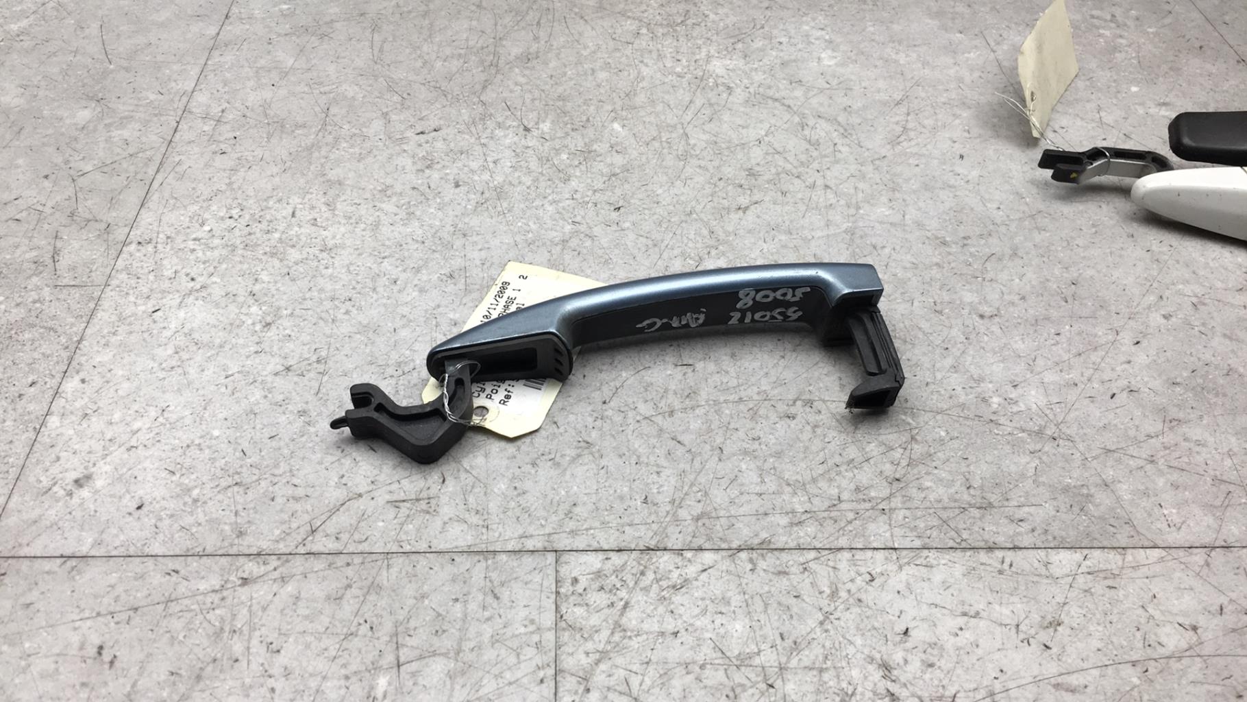 Maniglia portiera posteriore sinistra PEUGEOT 5008 1 PHASE 1 Diésel - 1