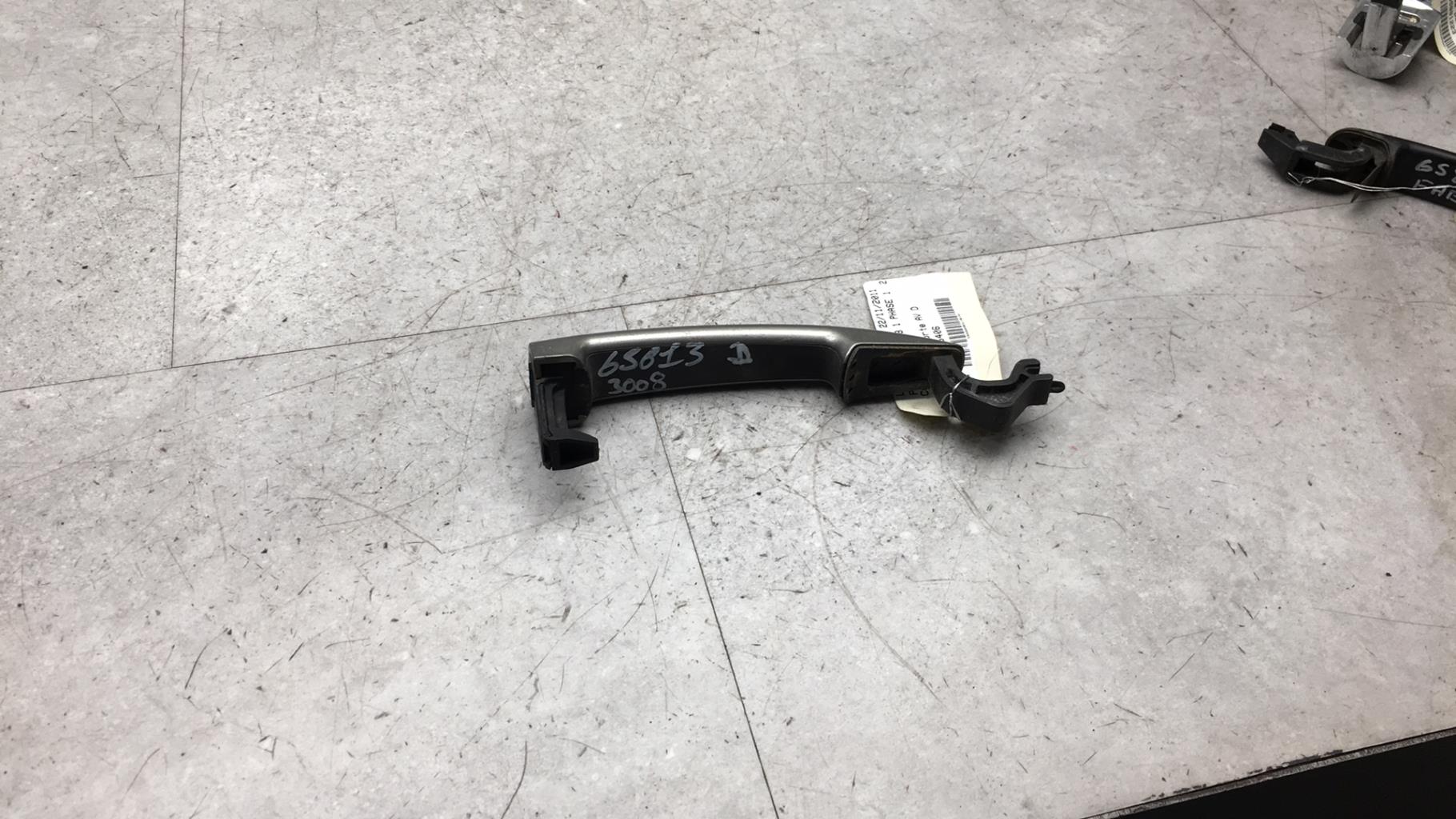 Maniglia portiera anteriore destra PEUGEOT 3008 1 PHASE 1  - 1