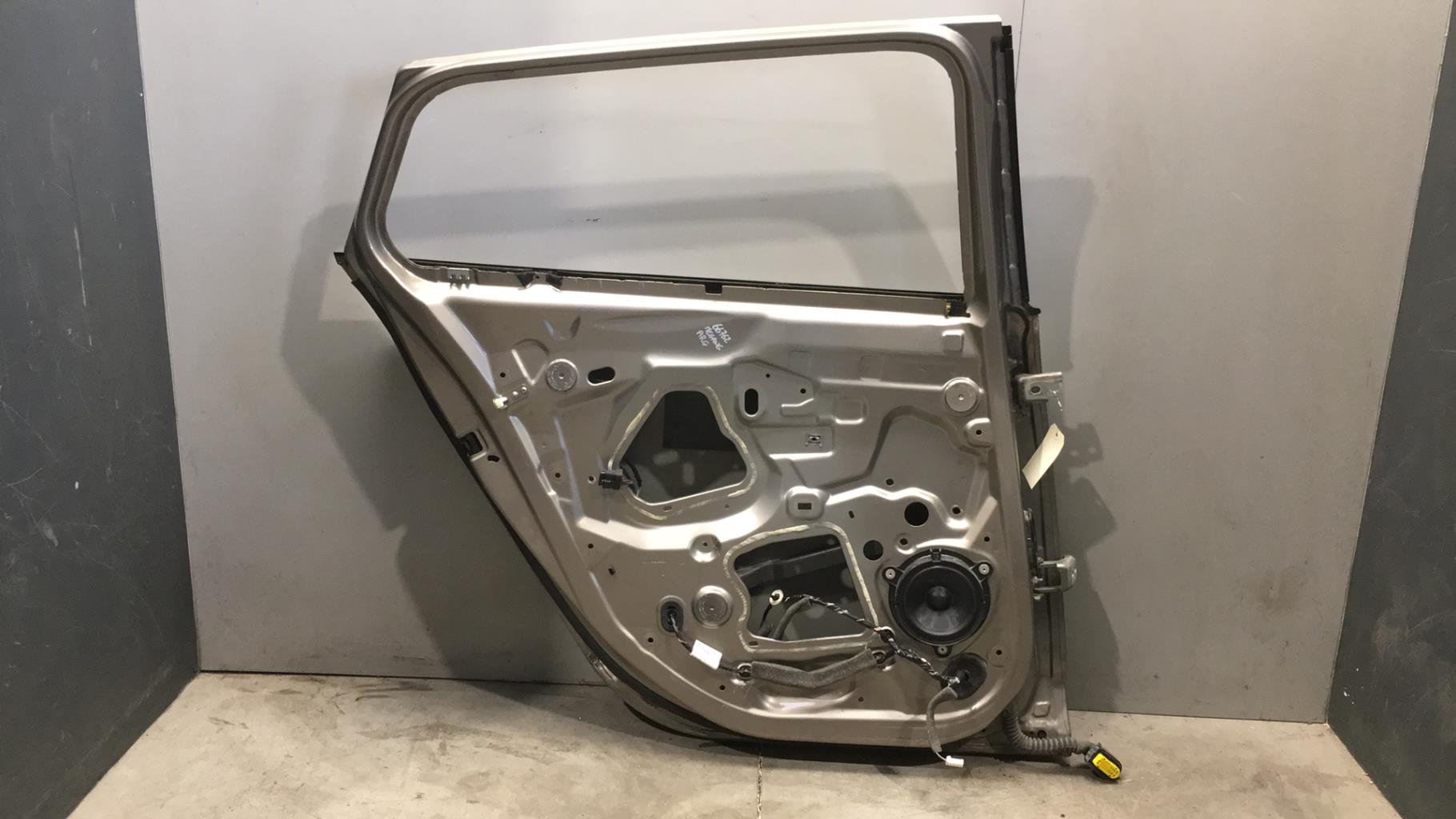 Porte arriere gauche RENAULT MEGANE 3 PHASE 2 BREAK  - 1