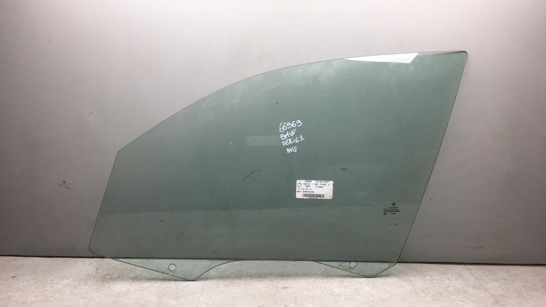 Vitre avant gauche BMW SERIE 1 E87 PHASE 2 Diesel - 1