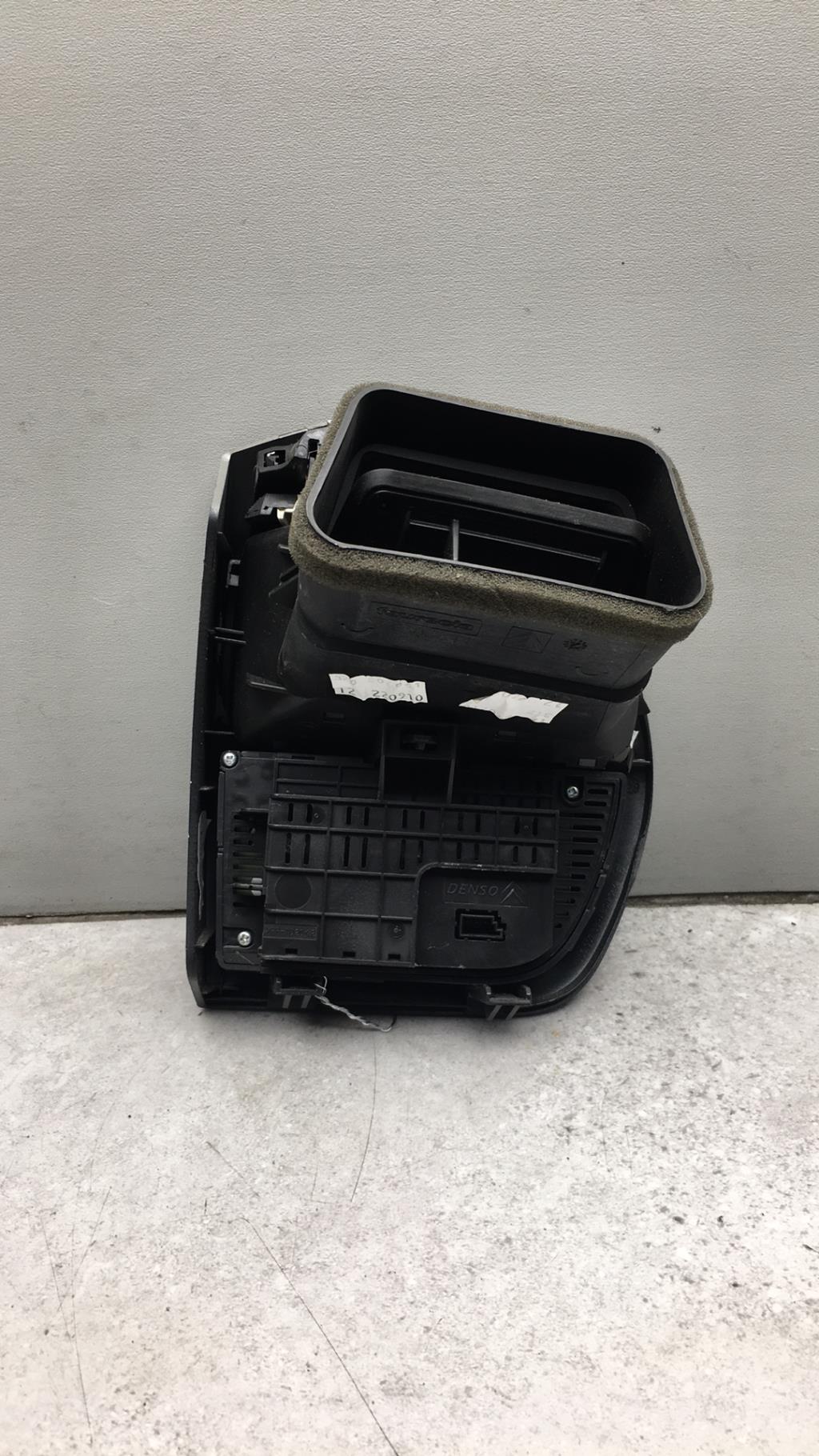 Bocchetta aerazione cruscotto anteriore destra CITROEN C4 PICASSO 1 Diésel - 1
