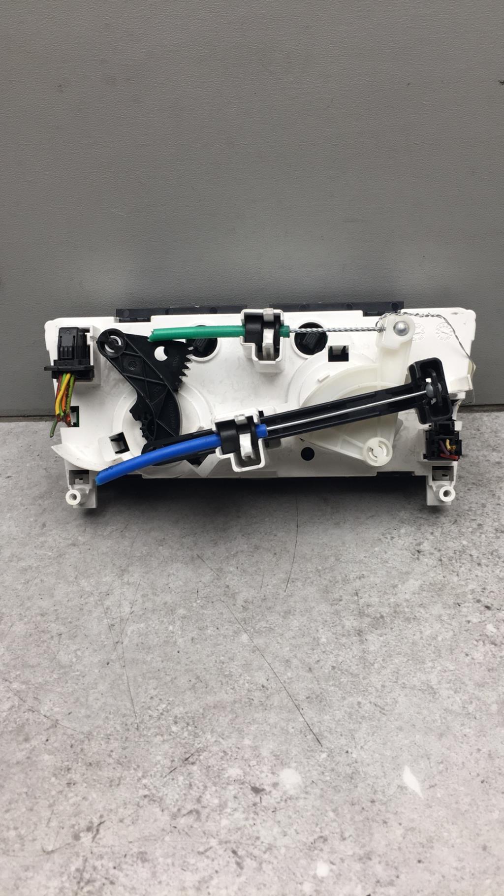 Commande chauffage CITROEN C3 PICASSO PHASE 1 Essence - 1