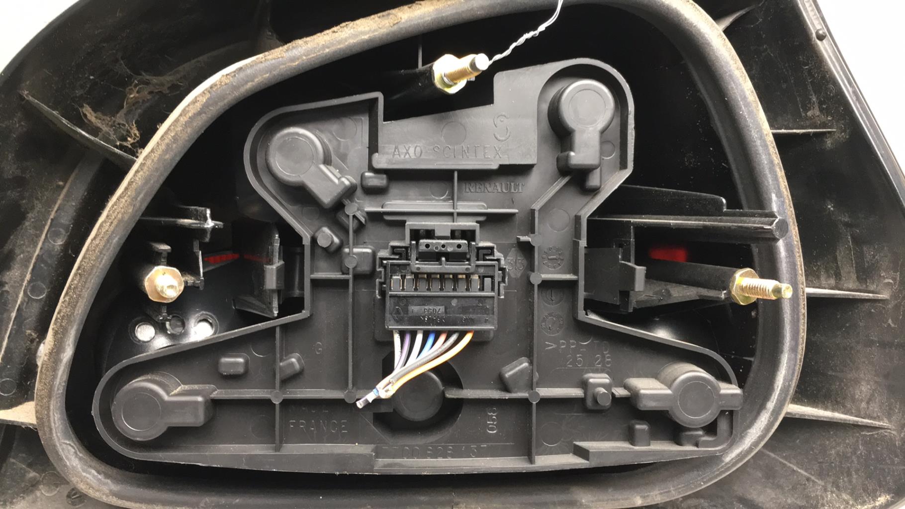 Fanale posteriore principale sinistro (luci) RENAULT MEGANE 1 PHASE 1 Gasolina - 1