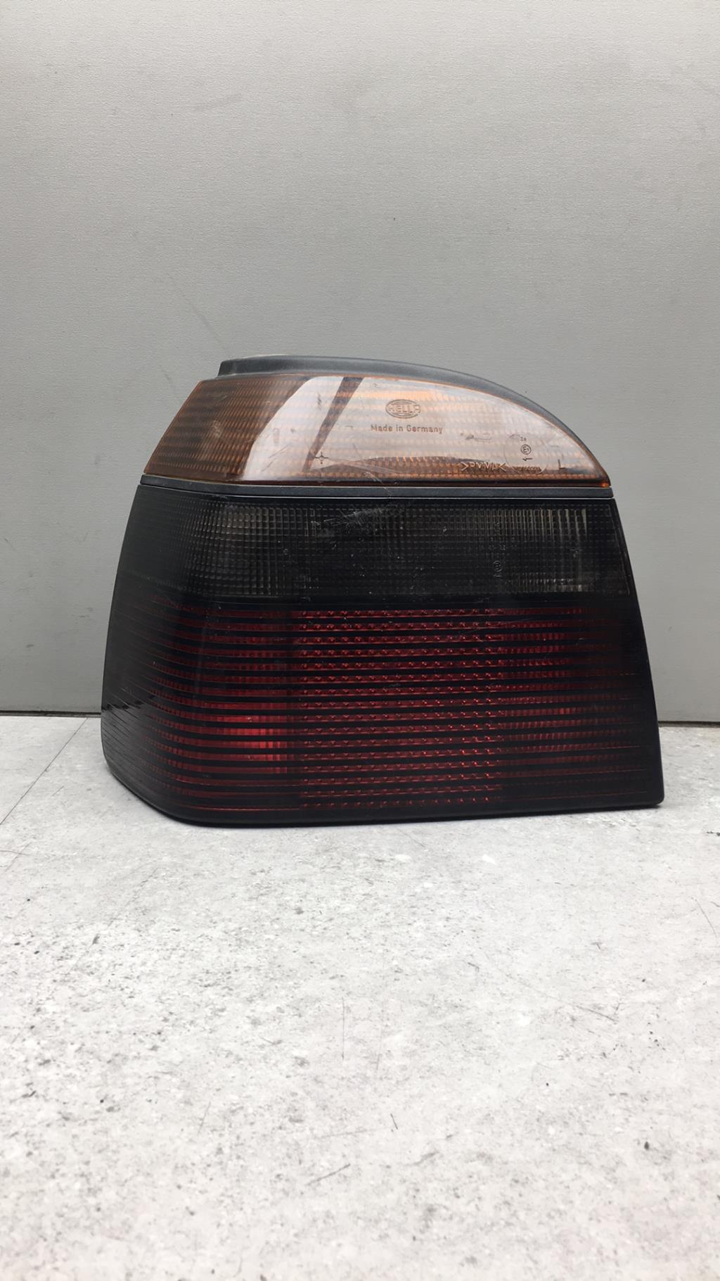 Fanale posteriore principale sinistro (luci) VOLKSWAGEN GOLF 3 Gasolina - 1