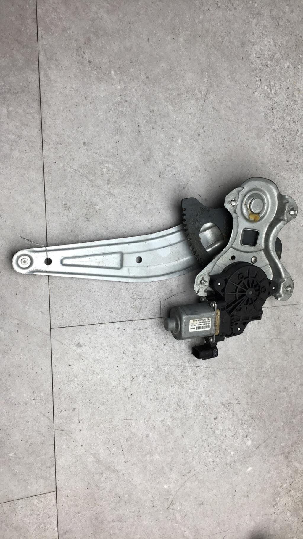 Alzacristalli elettrico posteriore sinistro KIA PICANTO 2 PHASE 1 Gasolina - 1