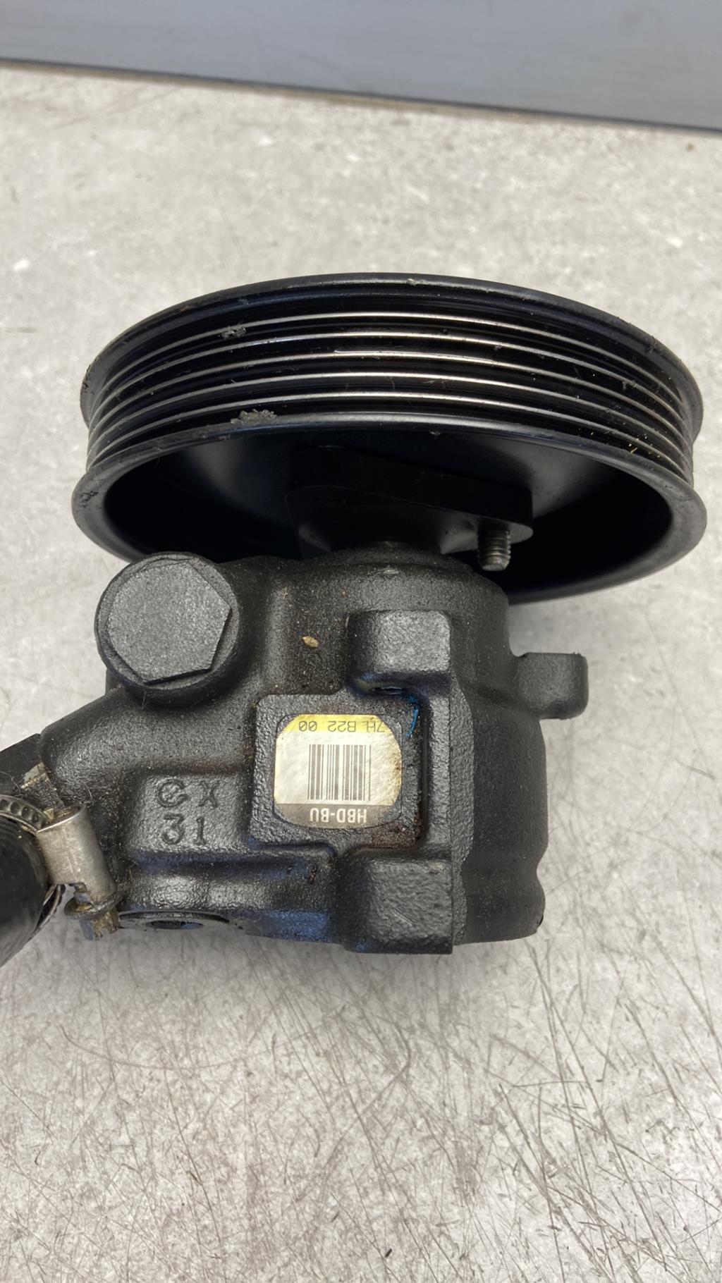 Pompe de direction FORD ESCORT 6 Essence - 1