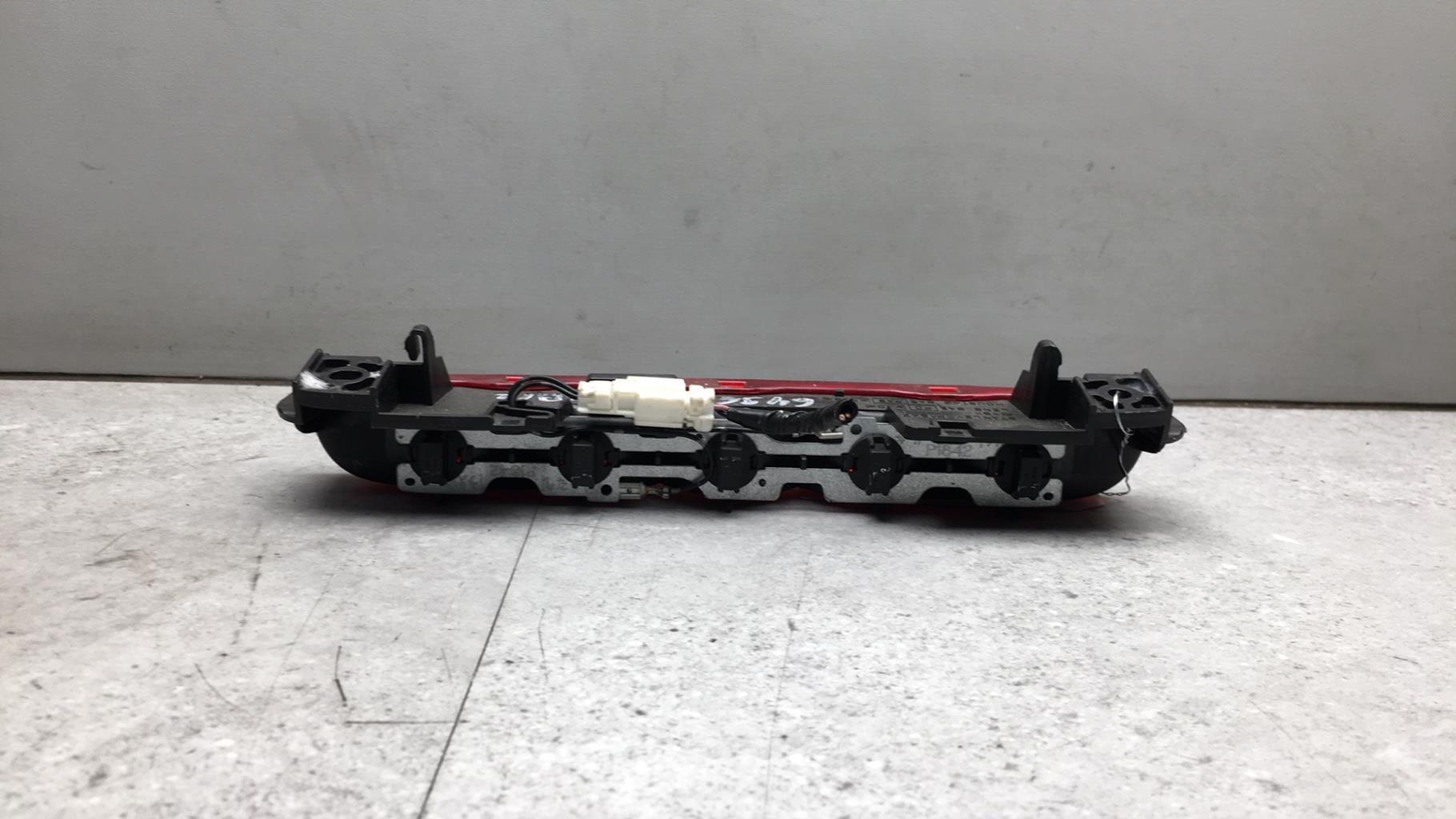 Luce stop centrale NISSAN X-TRAIL 1 PHASE 1 Diésel - 1