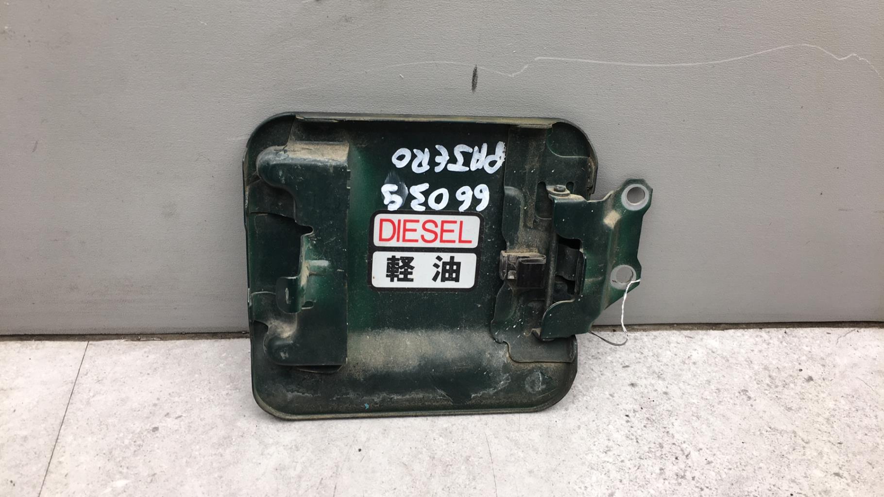 Sportello carburante MITSUBISHI PAJERO SPORT Diésel - 1