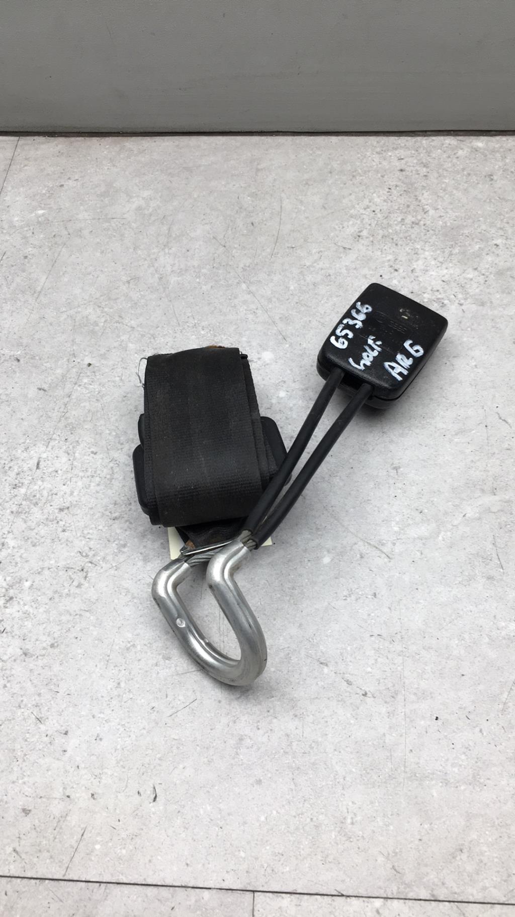Aggancio cintura sicurezza posteriore sinistro VOLKSWAGEN GOLF 3 Gasolina - 1