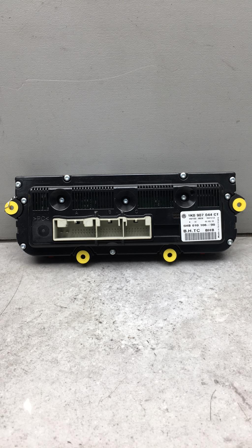 Commande chauffage VOLKSWAGEN TOURAN 1 PHASE 2 Diesel - 1